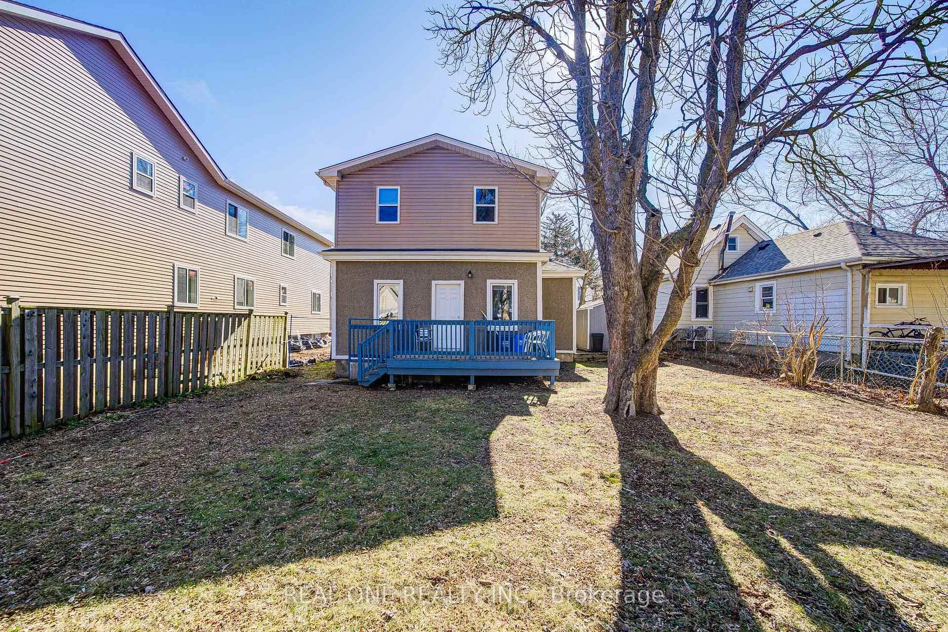 Photo 39 of 102 Royal Avenue, Hamilton, Ainslie Wood — HOMEH