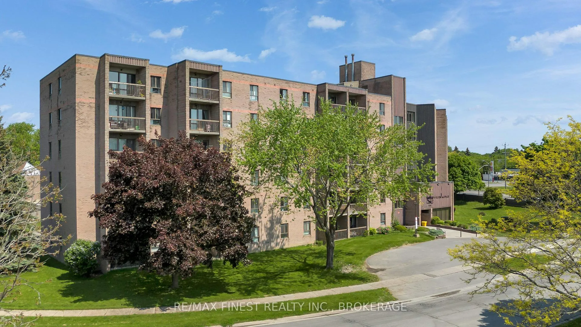 Front of Unit 301, 17 Eldon Hall Place