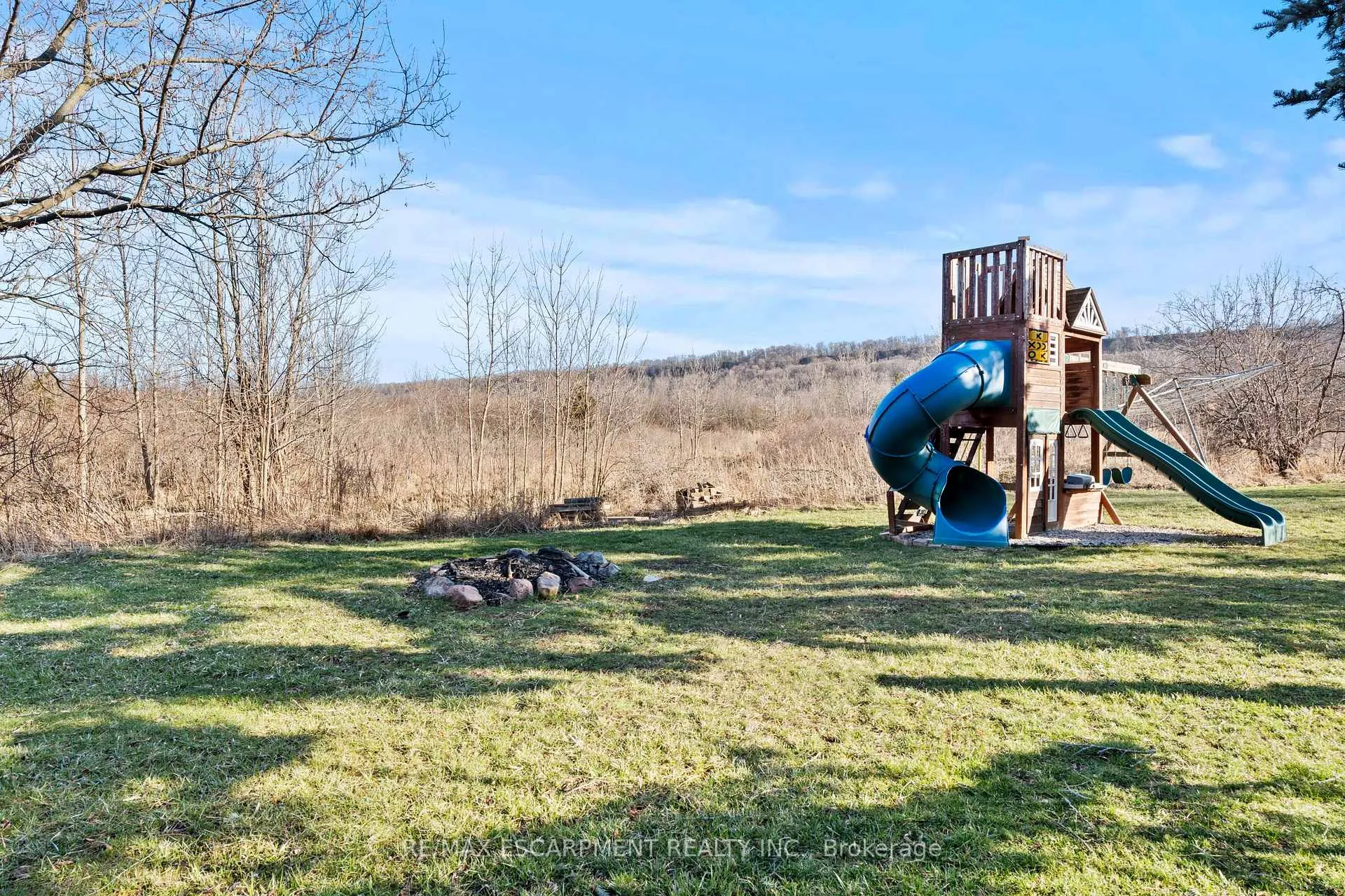 Photo 31 of 27 Cline Mountain Road S, Grimsby, Grimsby West — HOMEH