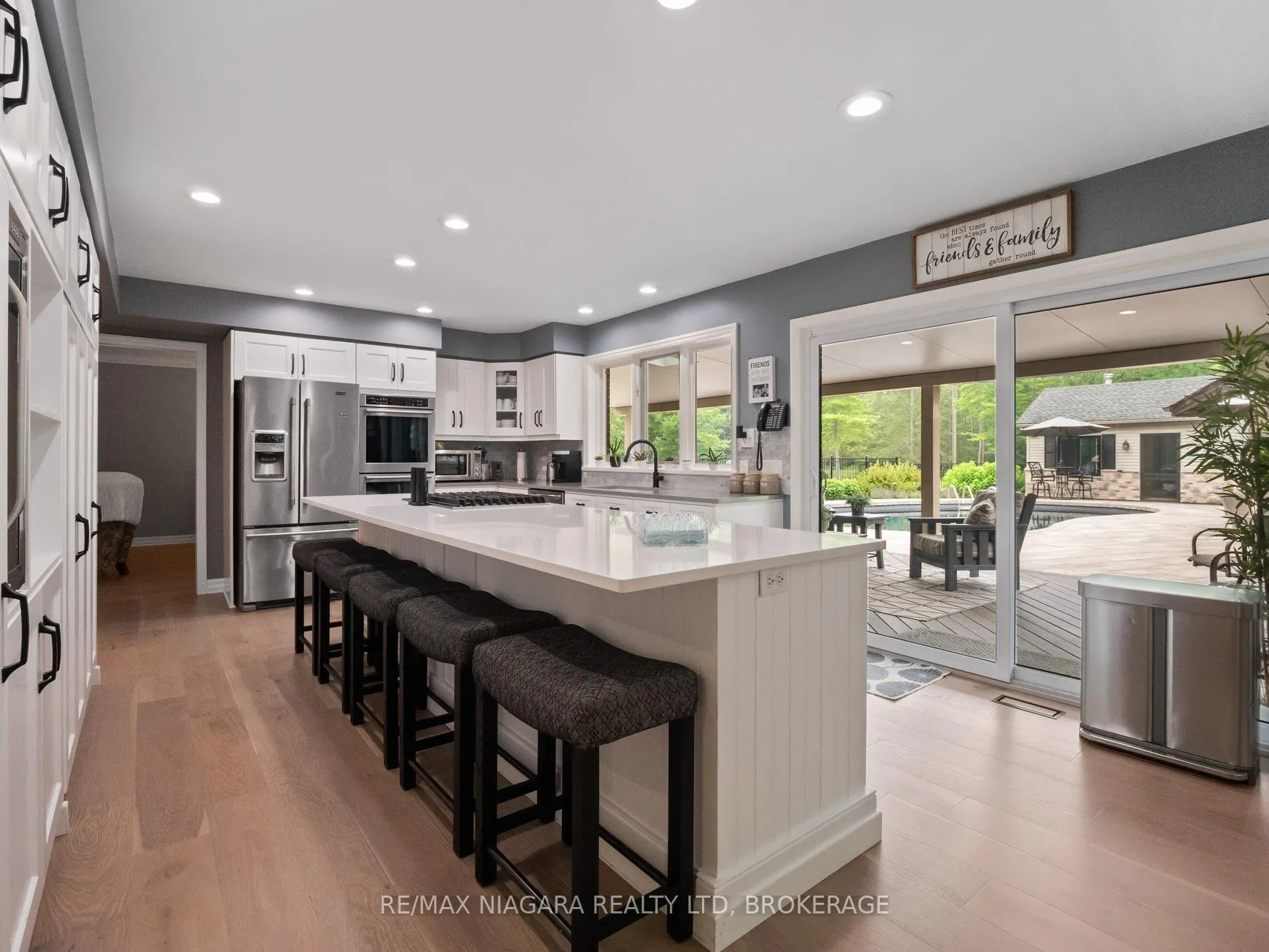 Photo 17 of 2738 Moyer Street, Pelham, North Pelham — HOMEH