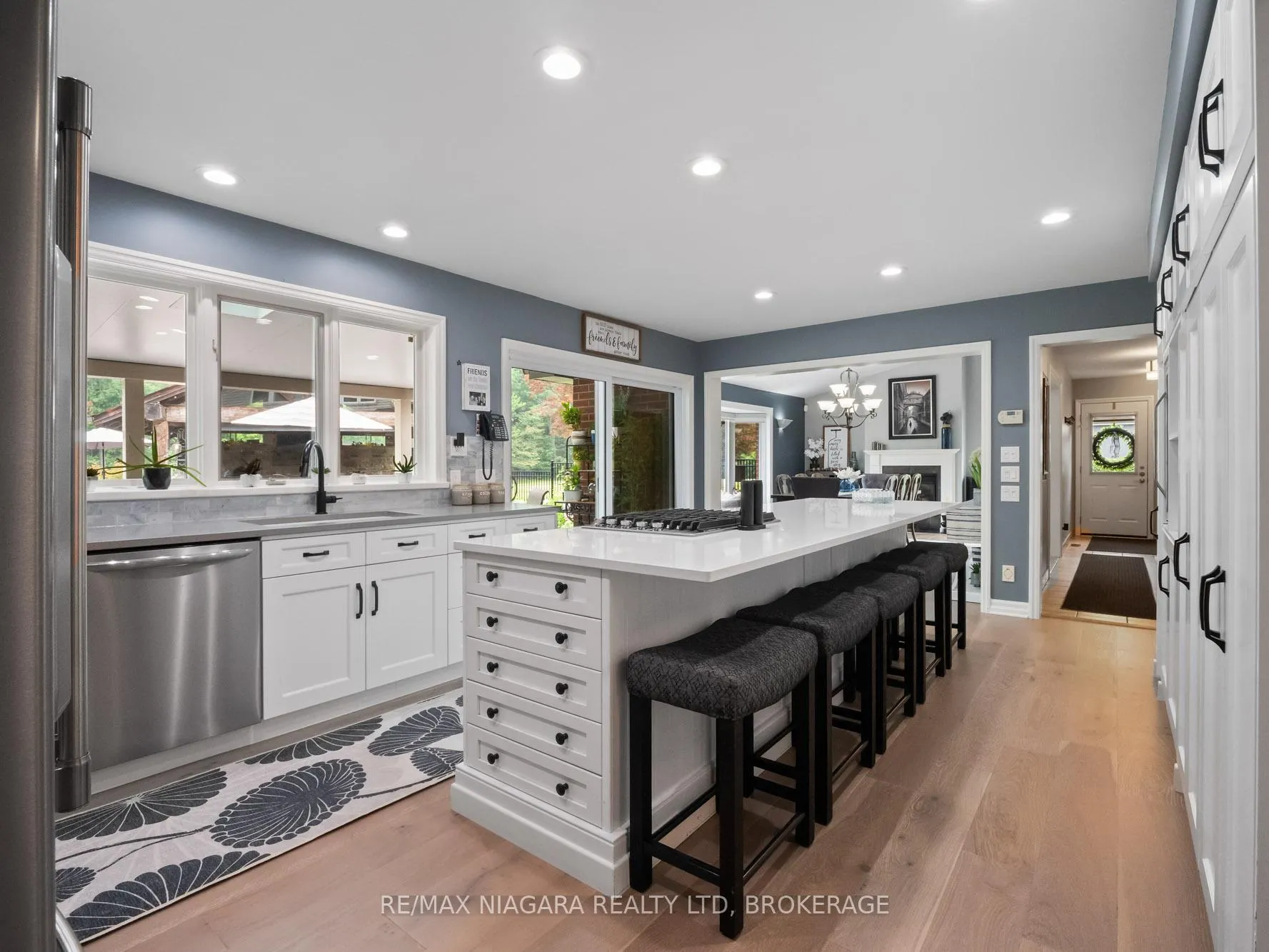 Photo 18 of 2738 Moyer Street, Pelham, North Pelham — HOMEH