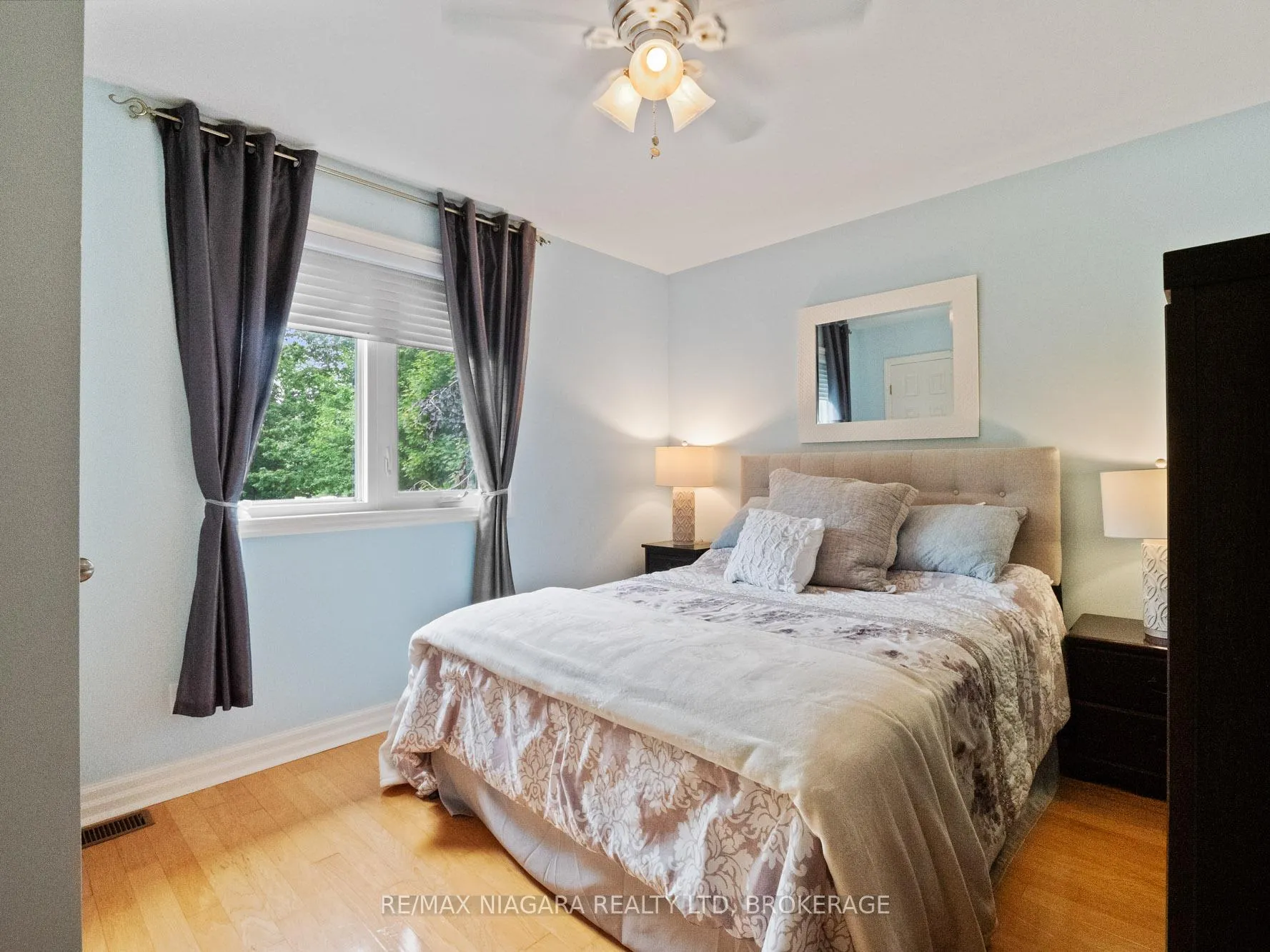 Photo 29 of 2738 Moyer Street, Pelham, North Pelham — HOMEH
