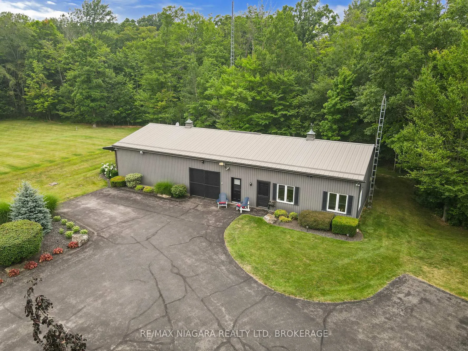 Photo 39 of 2738 Moyer Street, Pelham, North Pelham — HOMEH
