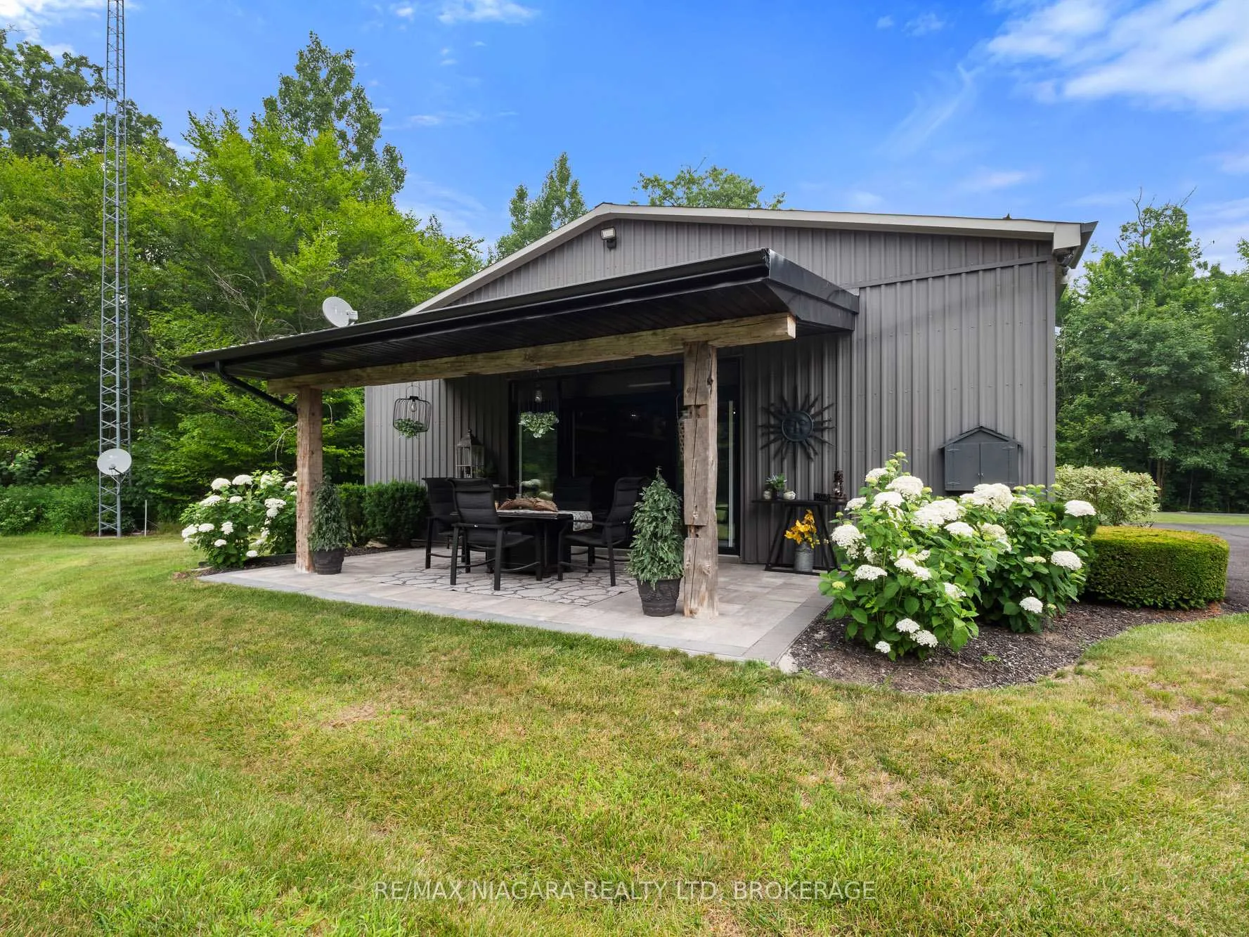 Photo 40 of 2738 Moyer Street, Pelham, North Pelham — HOMEH