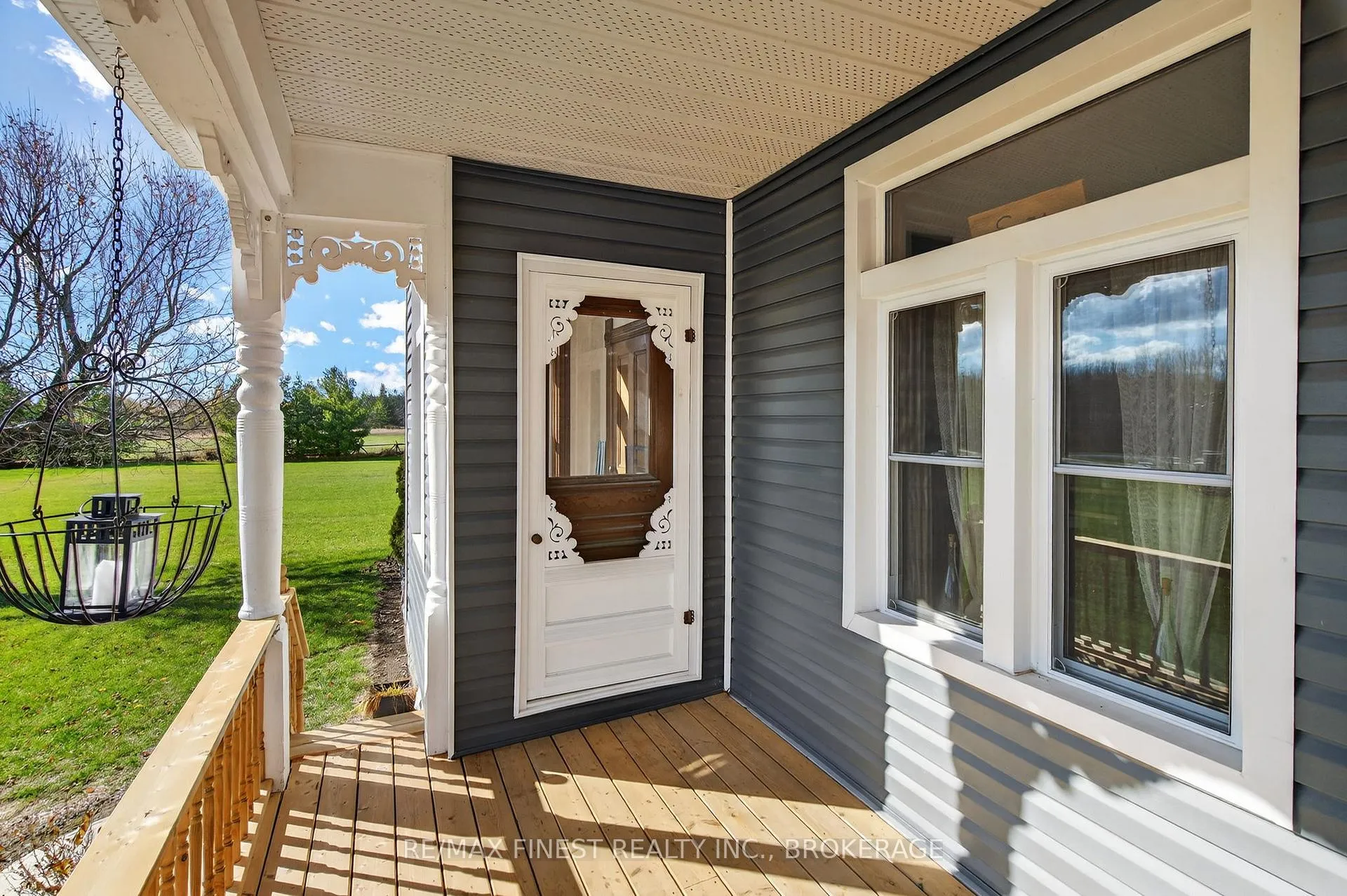 Photo 5 of 525 Scotland Road, Loyalist, Lennox and Addington - South — HOMEH