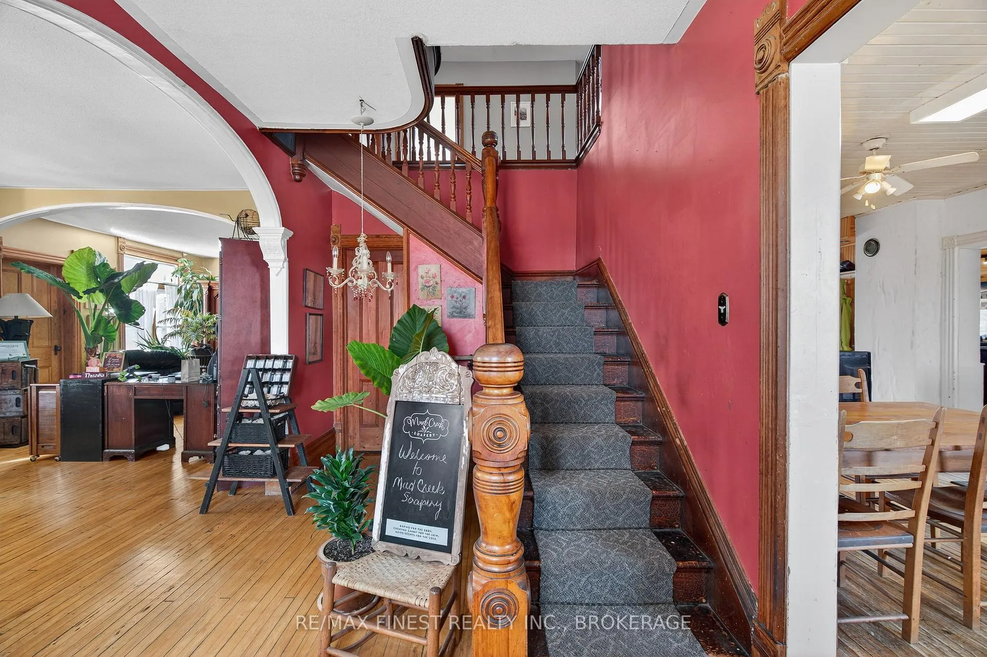 Photo 12 of 525 Scotland Road, Loyalist, Lennox and Addington - South — HOMEH