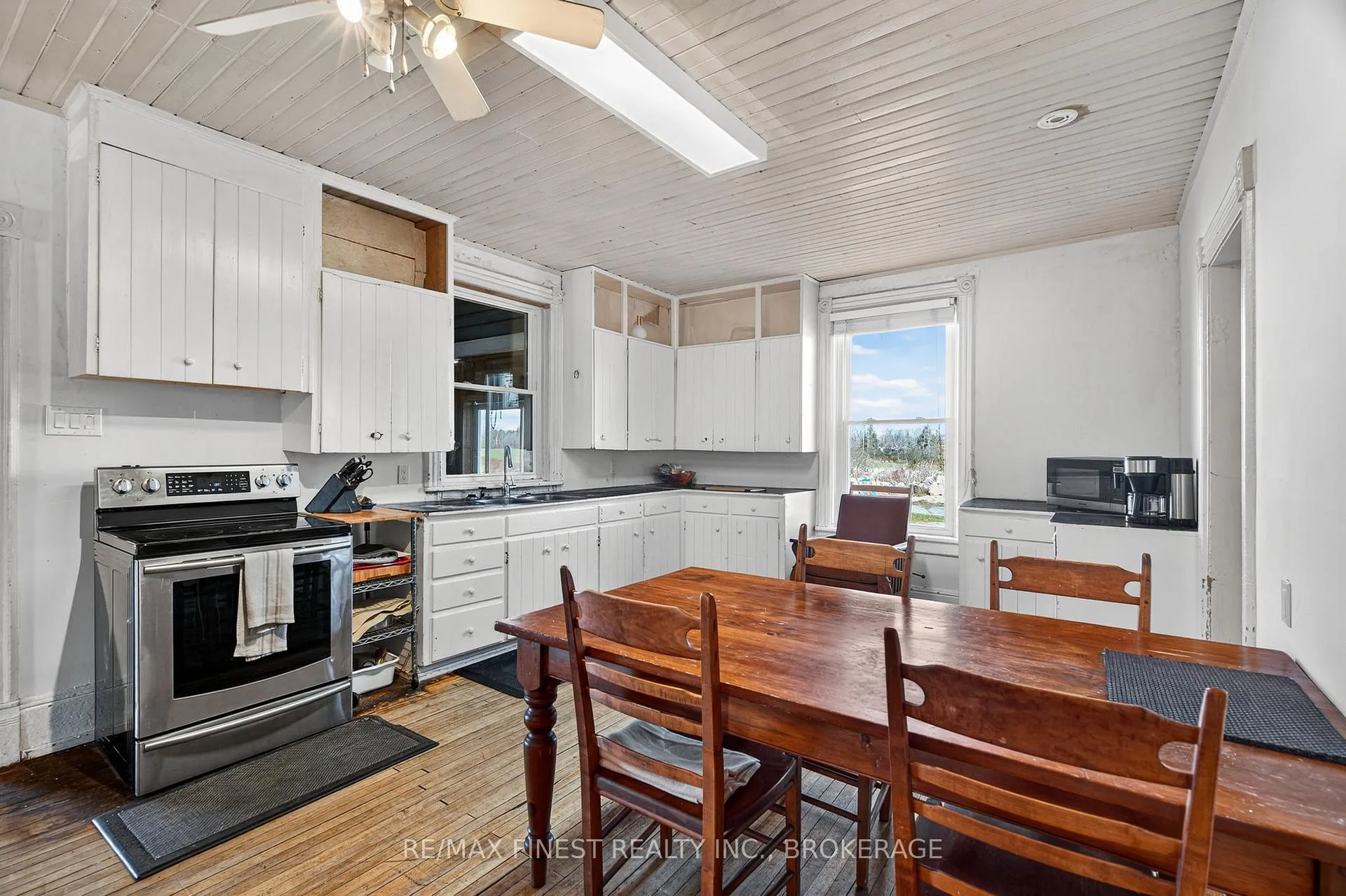 Photo 17 of 525 Scotland Road, Loyalist, Lennox and Addington - South — HOMEH