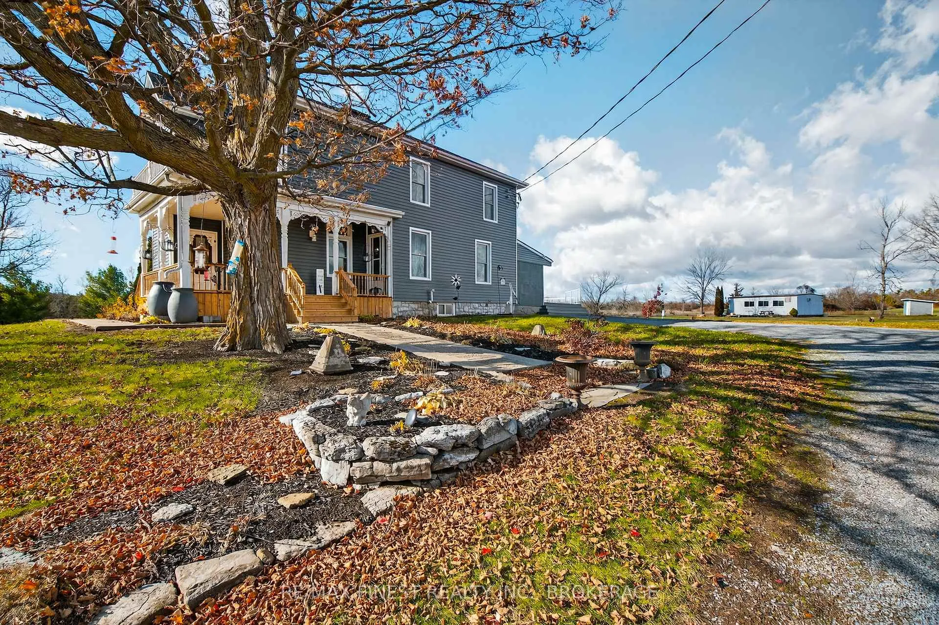 Photo 38 of 525 Scotland Road, Loyalist, Lennox and Addington - South — HOMEH