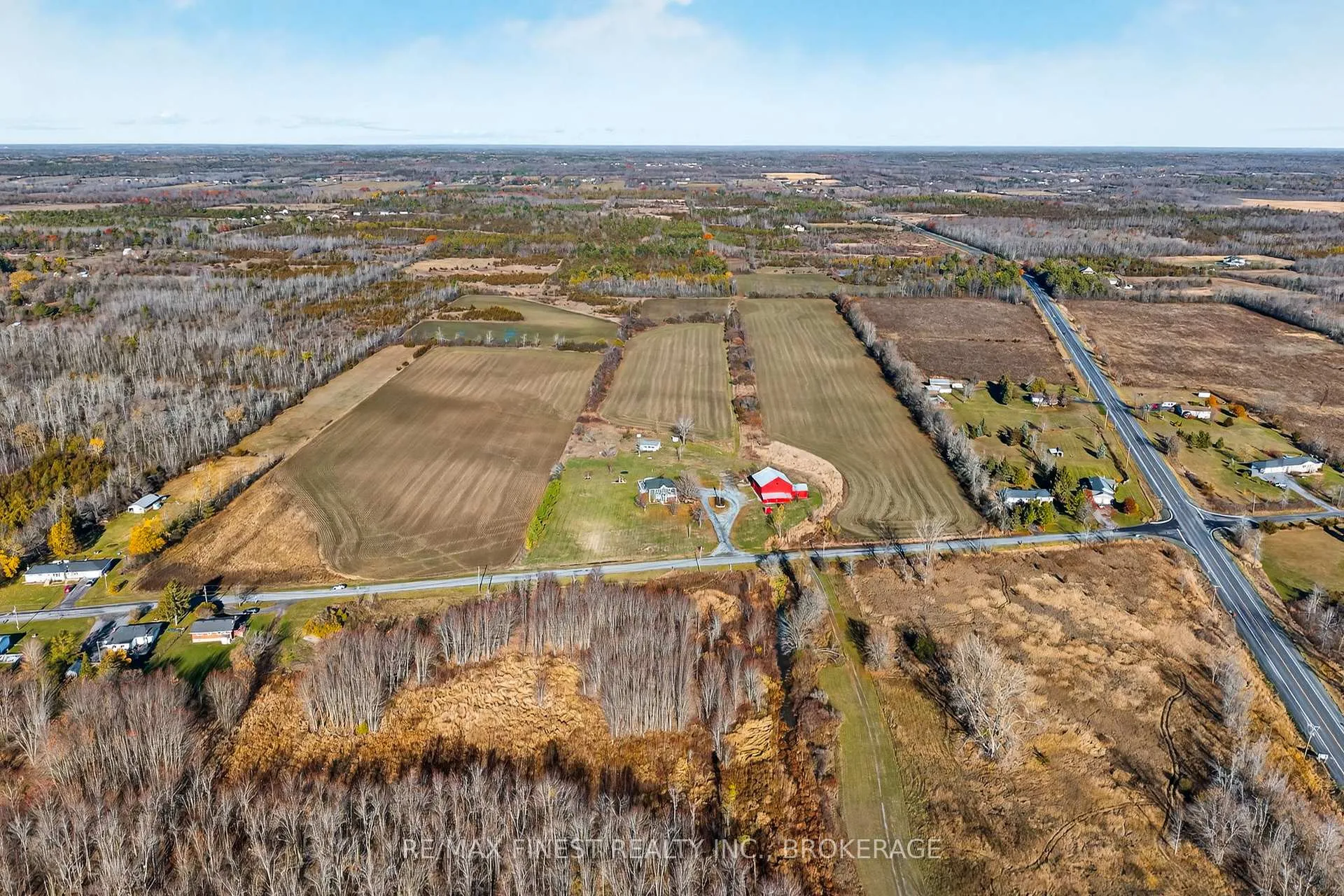 Photo 44 of 525 Scotland Road, Loyalist, Lennox and Addington - South — HOMEH