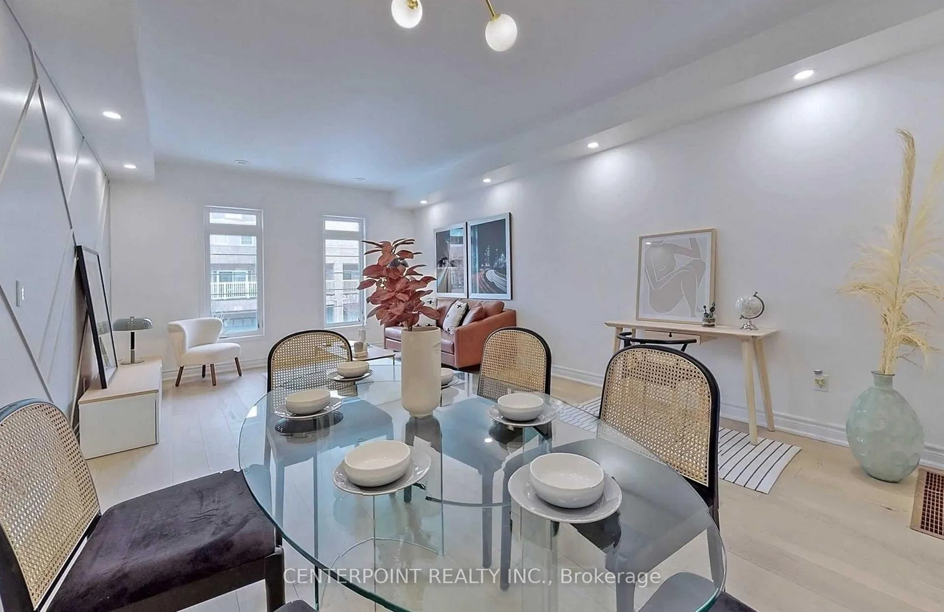 Photo 8 of 21 Beehive Lane, Markham, Wismer — HOMEH