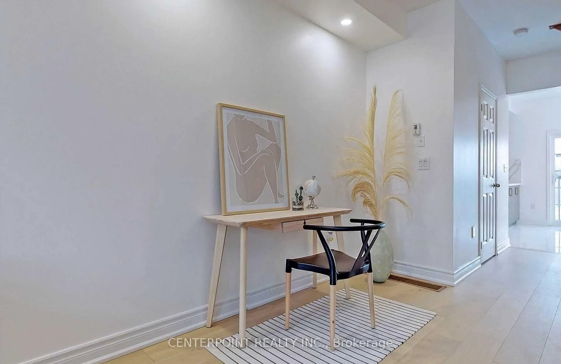 Photo 9 of 21 Beehive Lane, Markham, Wismer — HOMEH