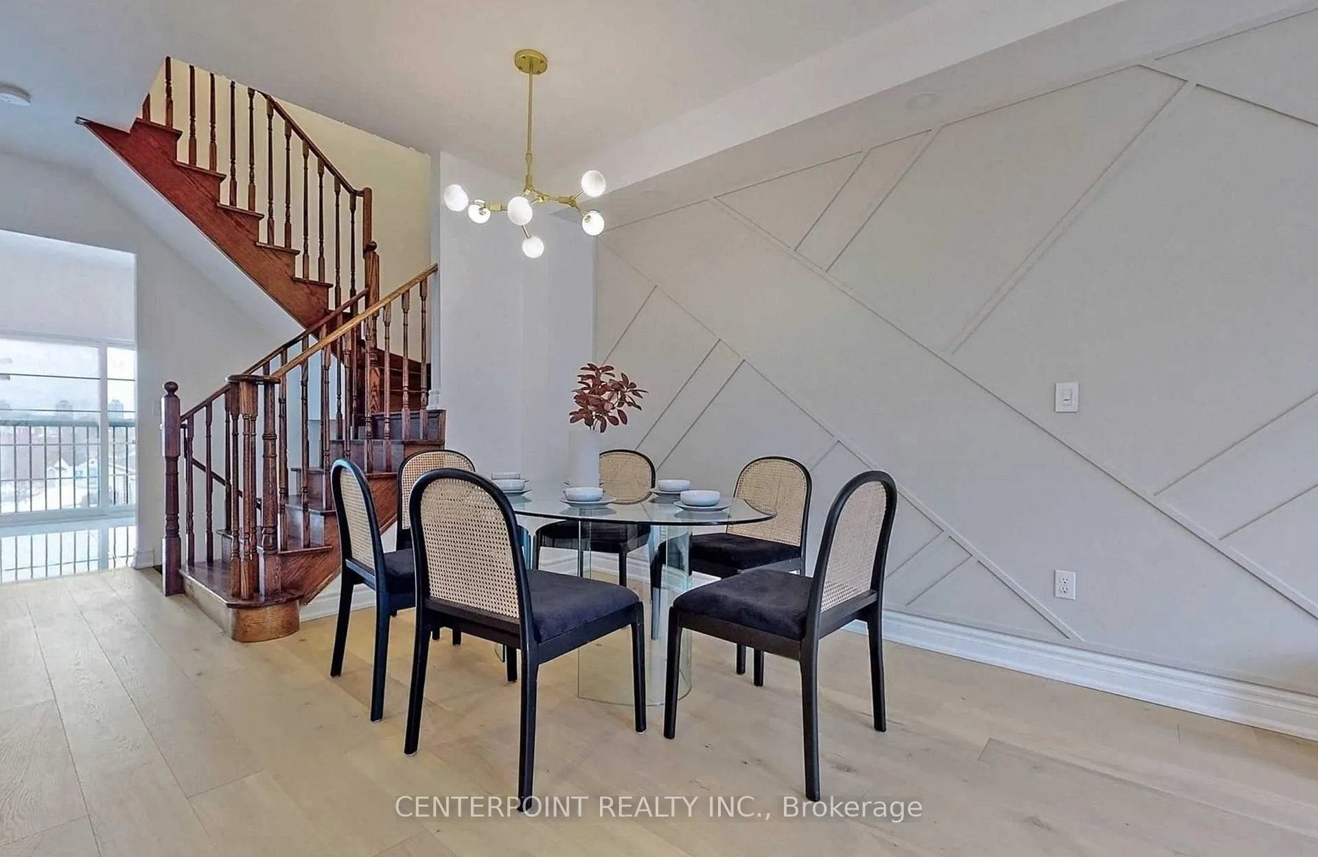 Photo 10 of 21 Beehive Lane, Markham, Wismer — HOMEH