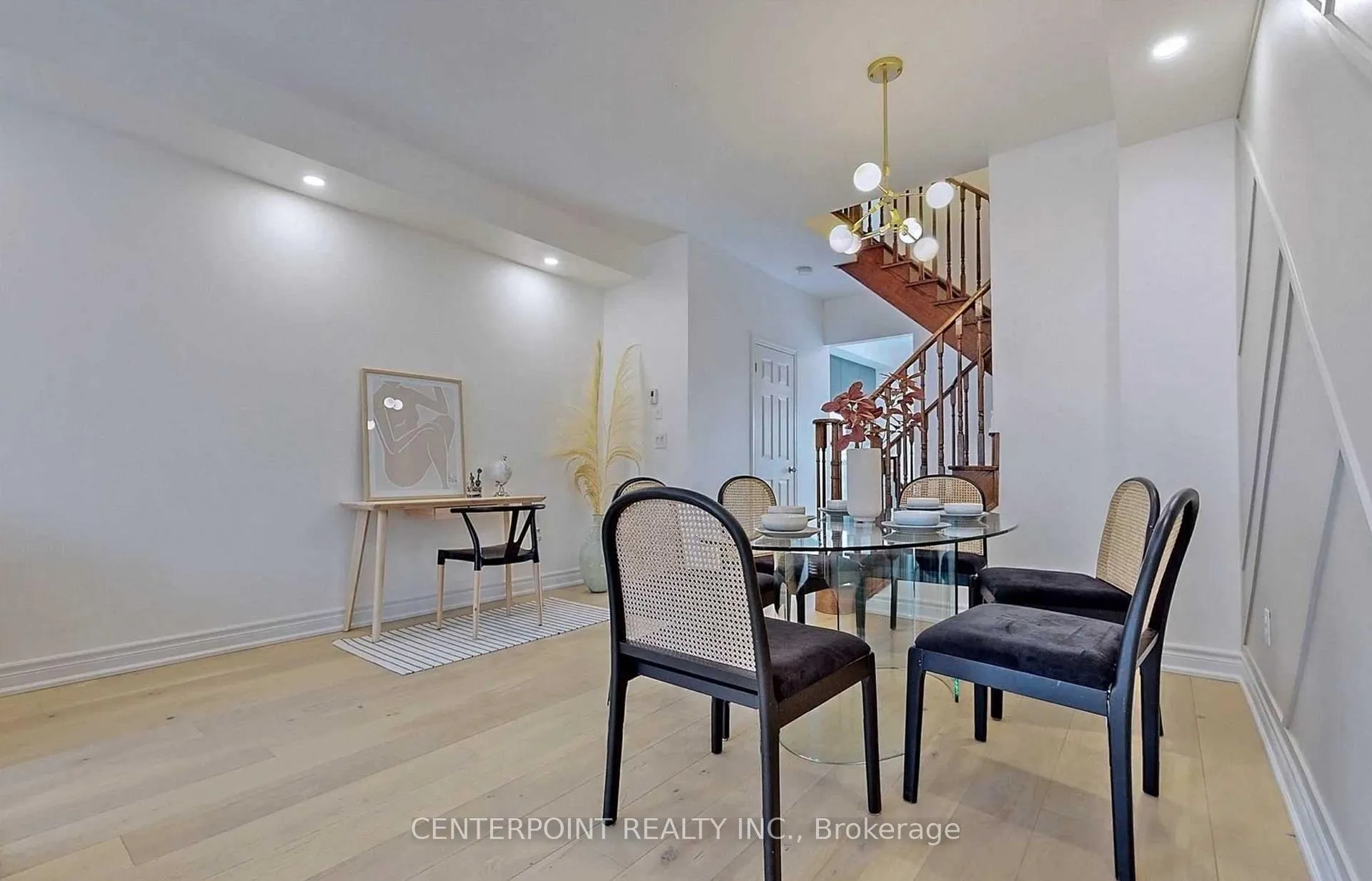 Photo 11 of 21 Beehive Lane, Markham, Wismer — HOMEH