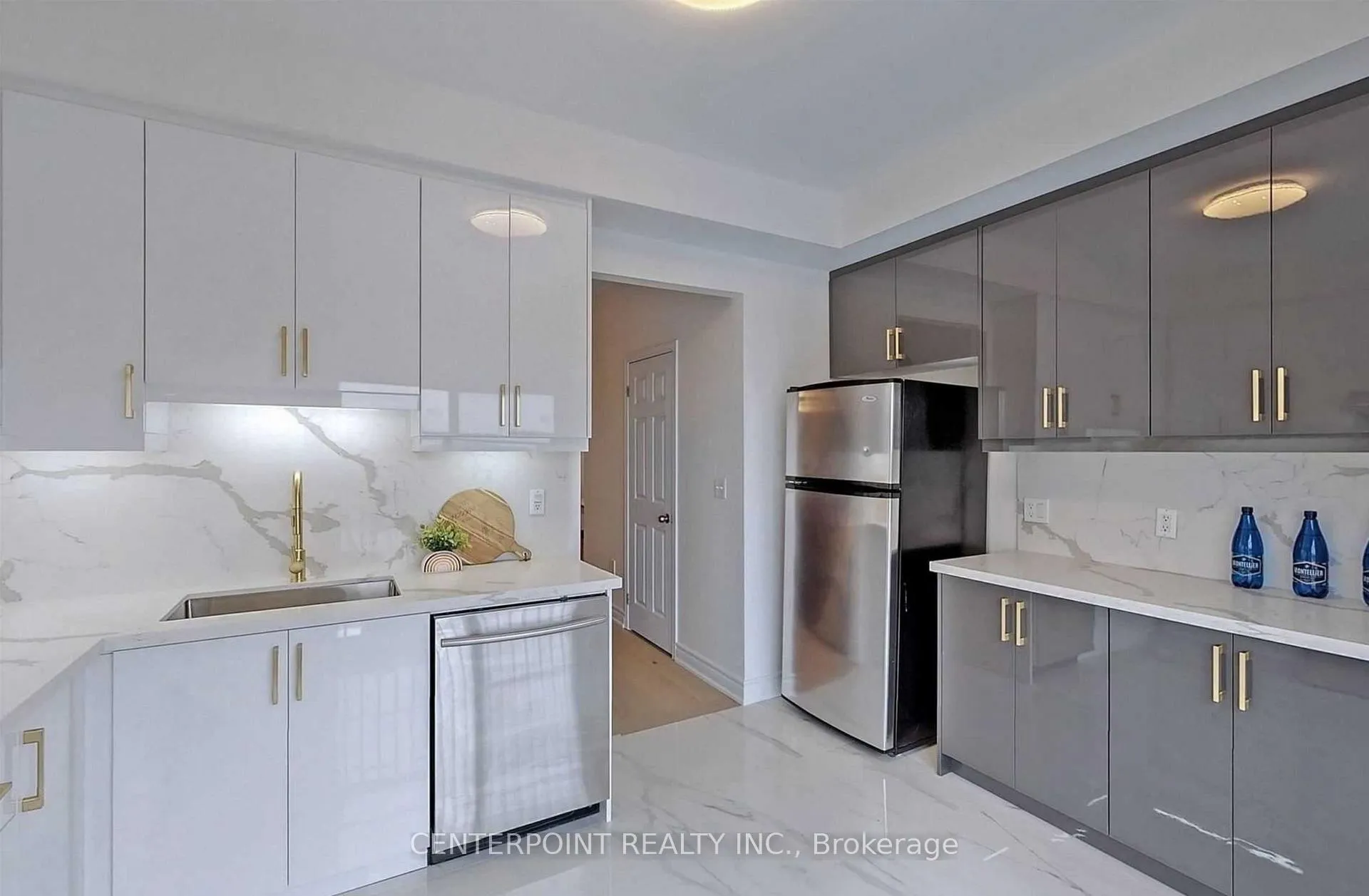 Photo 16 of 21 Beehive Lane, Markham, Wismer — HOMEH