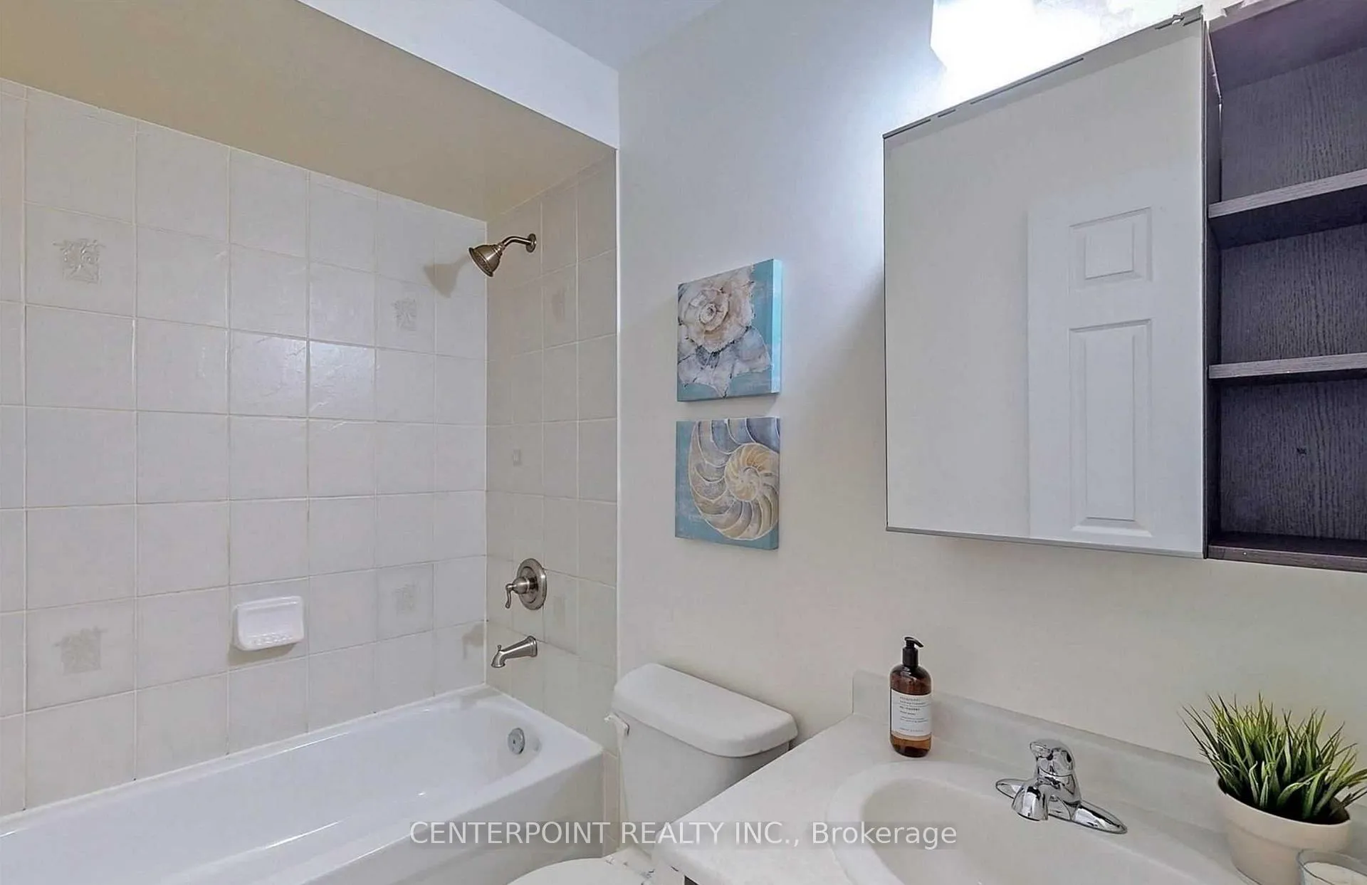 Photo 23 of 21 Beehive Lane, Markham, Wismer — HOMEH