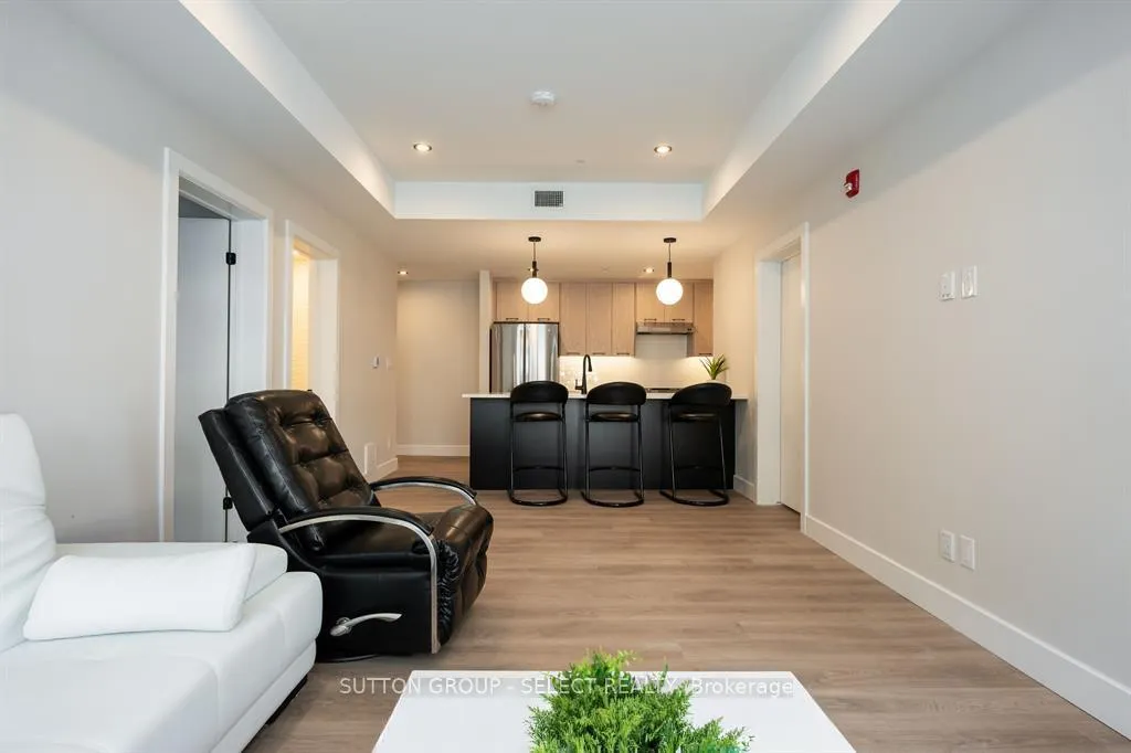 Photo 6 of Unit 402, 15 James Street, South Huron, Exeter — HOMEH
