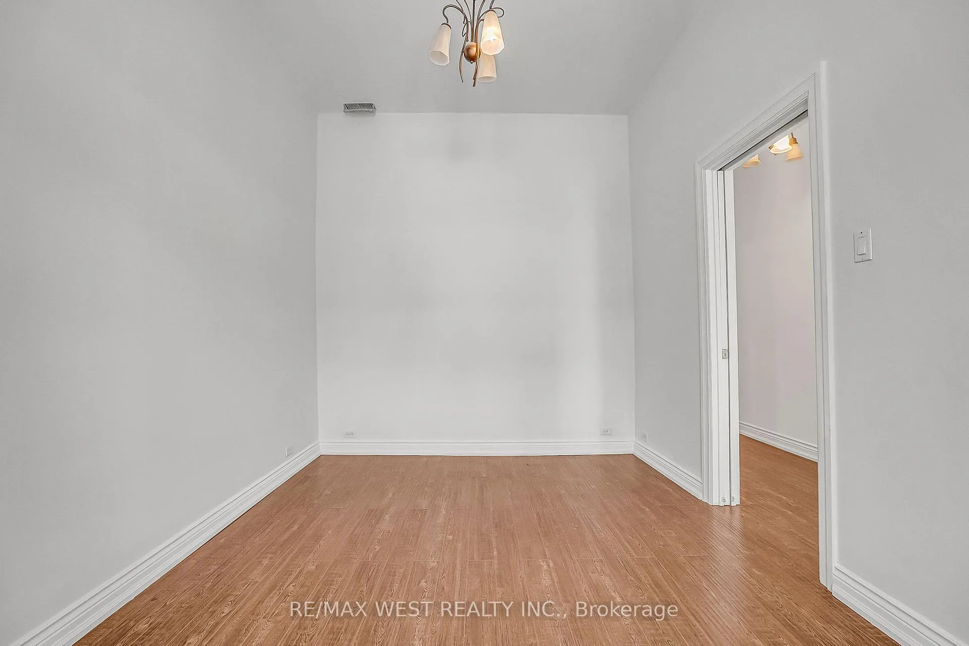 Photo 10 of 472 Symington Avenue, Toronto, Weston-Pellam Park — HOMEH