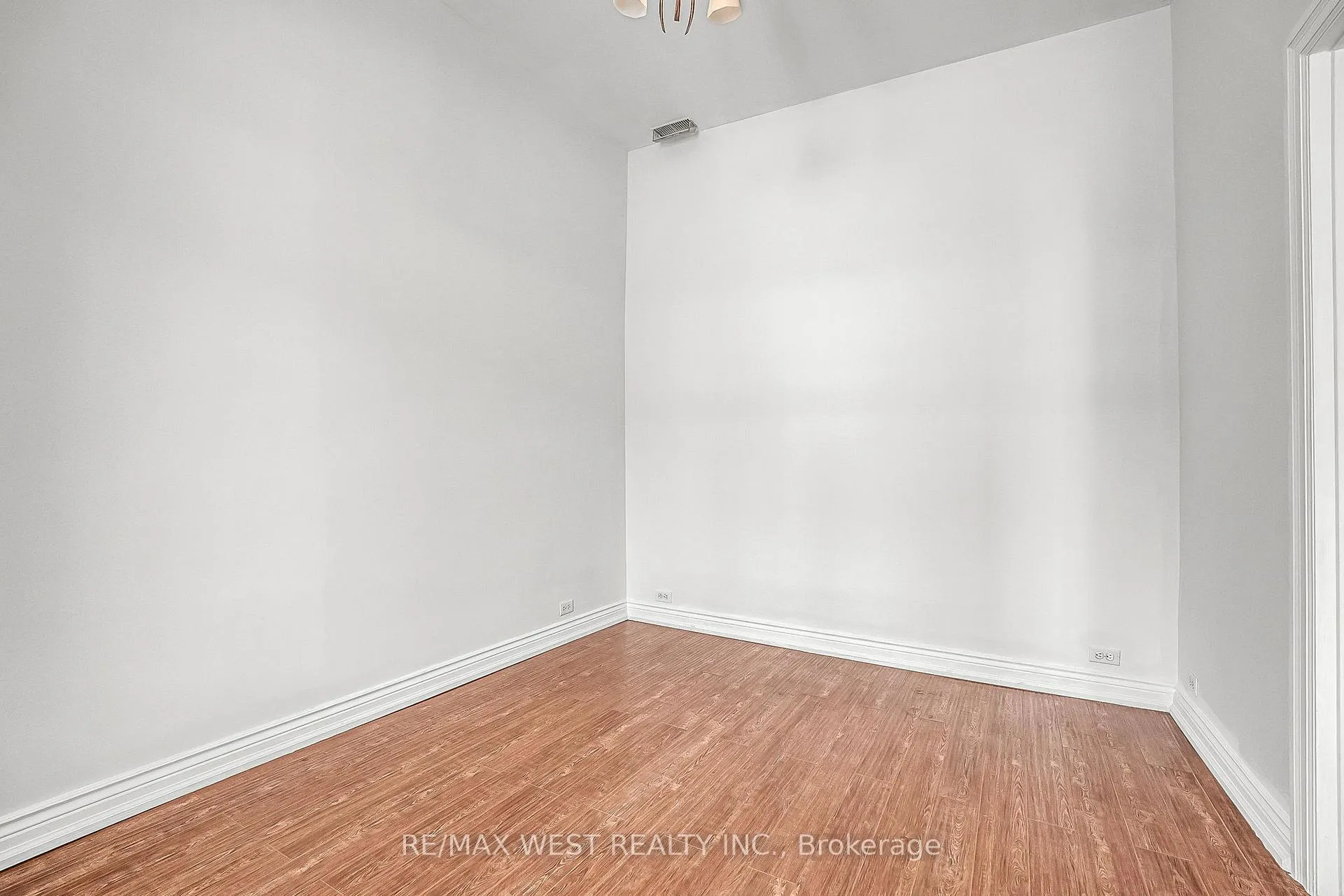 Photo 11 of 472 Symington Avenue, Toronto, Weston-Pellam Park — HOMEH