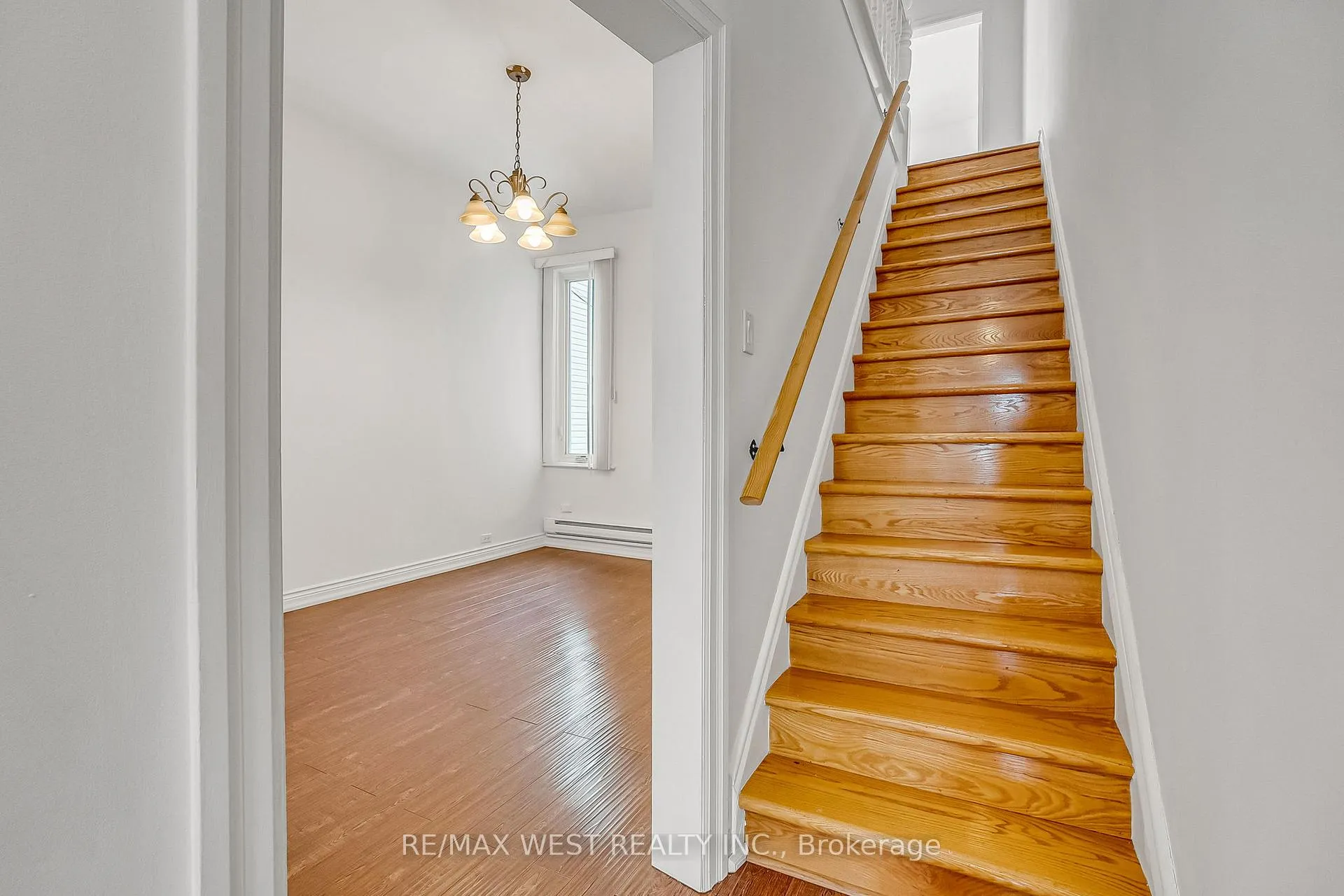 Photo 13 of 472 Symington Avenue, Toronto, Weston-Pellam Park — HOMEH