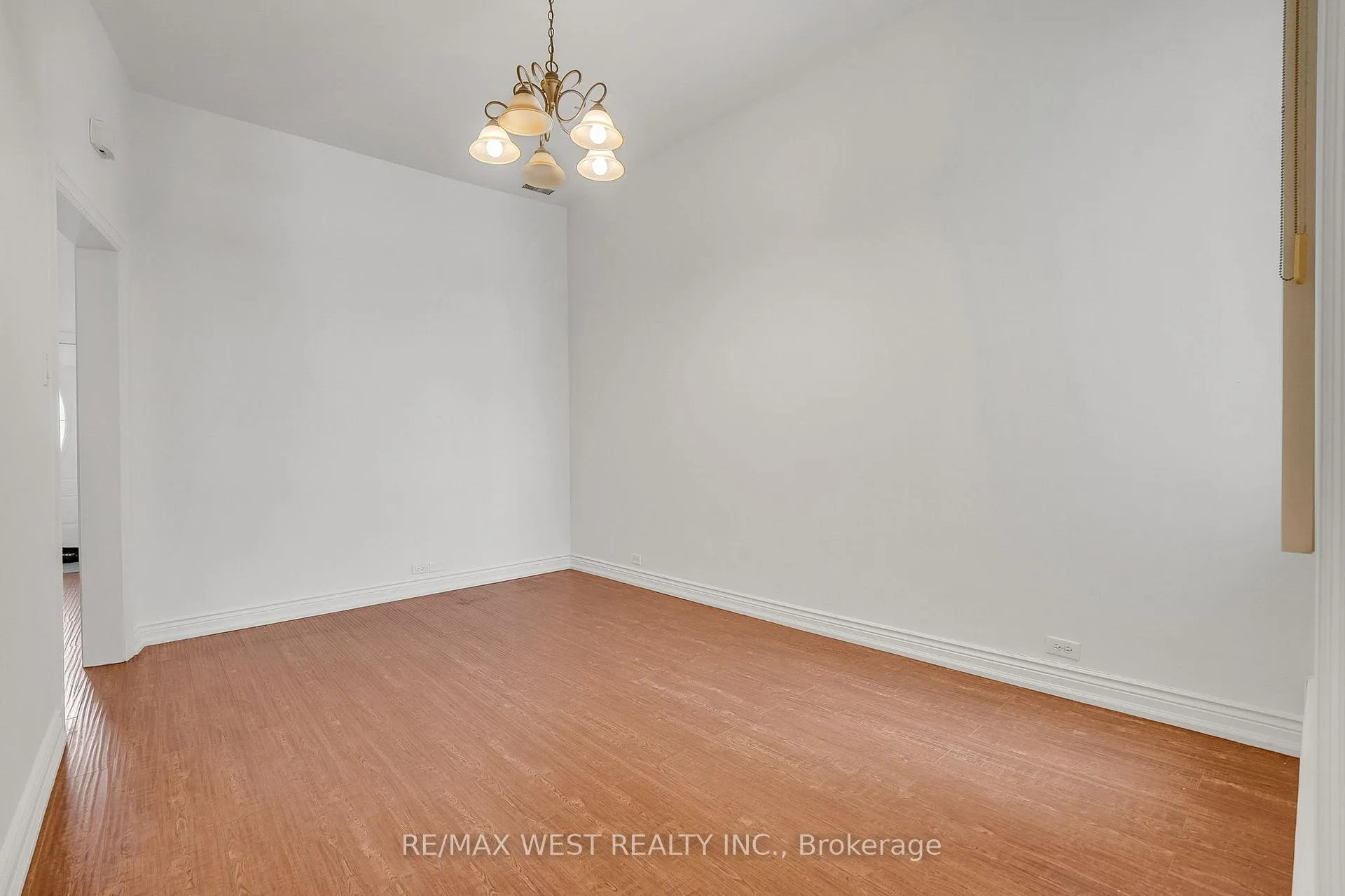 Photo 14 of 472 Symington Avenue, Toronto, Weston-Pellam Park — HOMEH