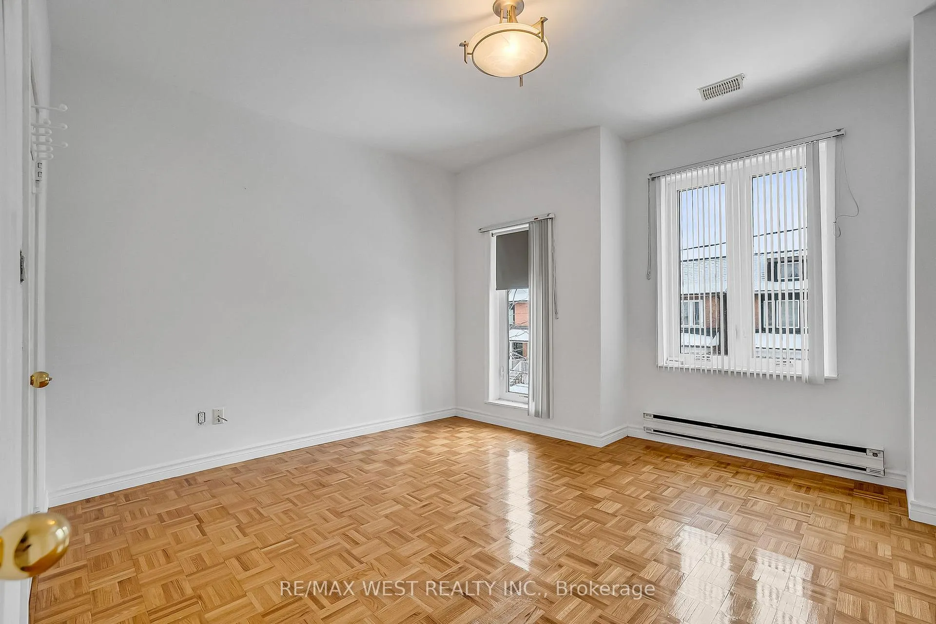 Photo 28 of 472 Symington Avenue, Toronto, Weston-Pellam Park — HOMEH