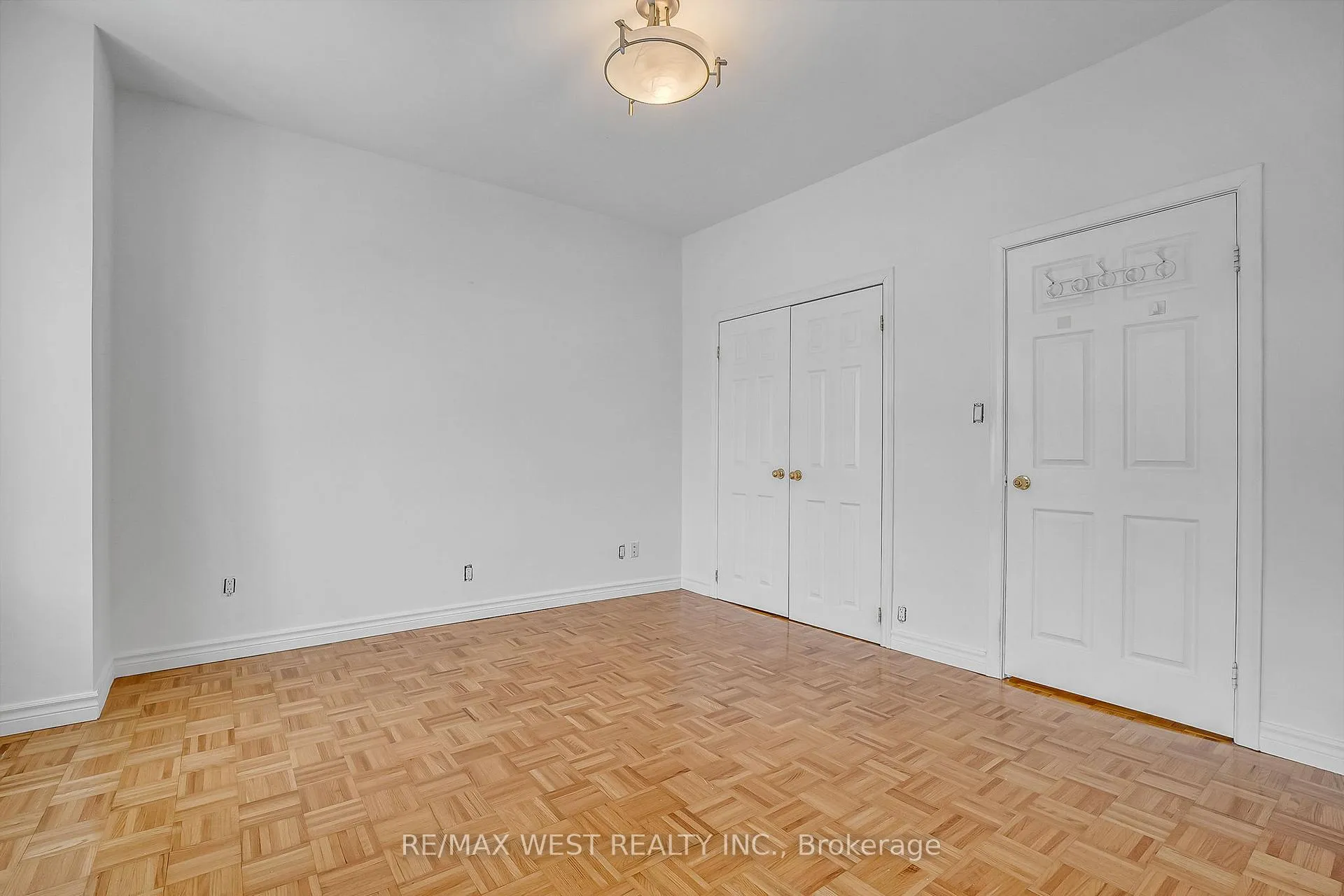Photo 30 of 472 Symington Avenue, Toronto, Weston-Pellam Park — HOMEH