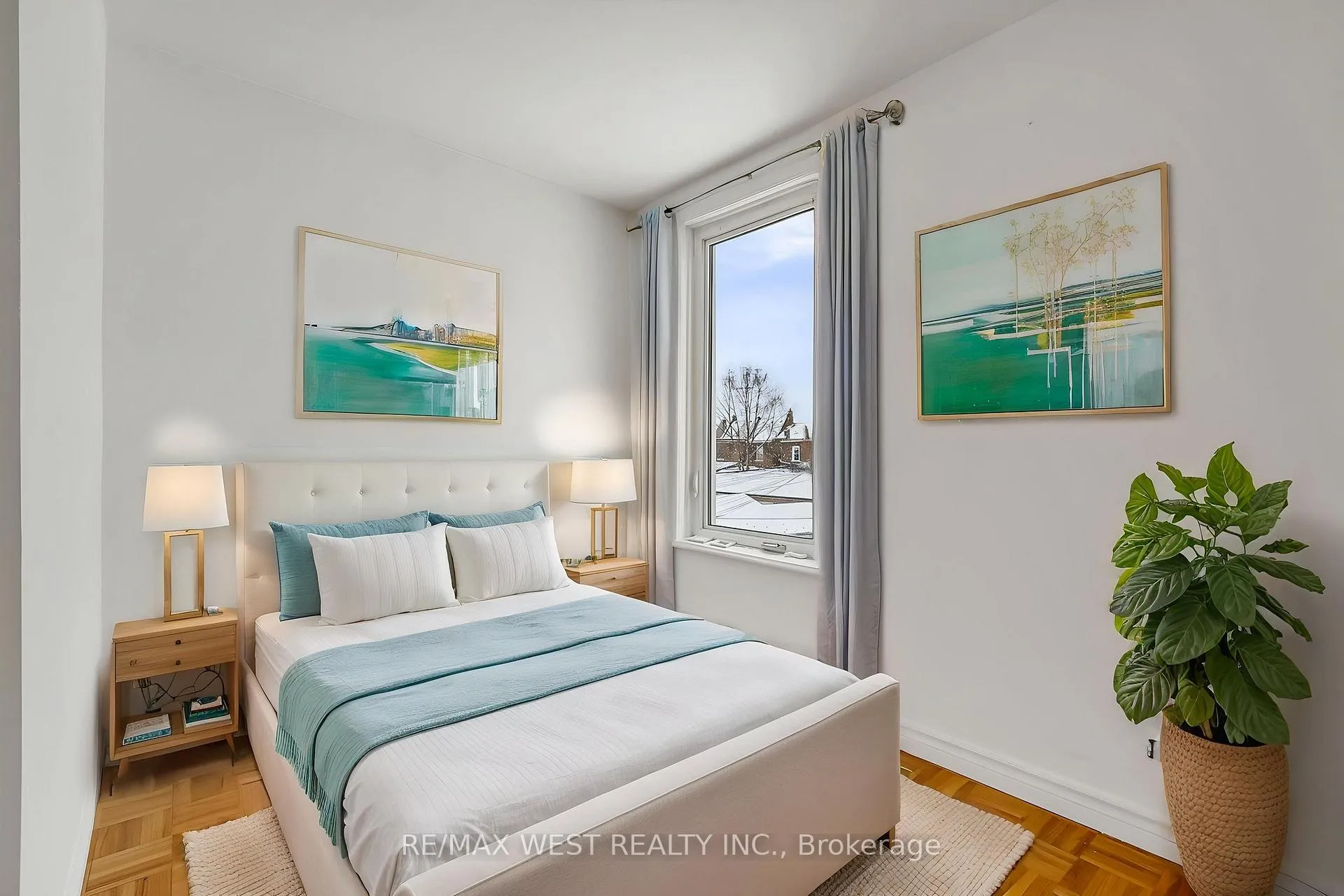 Photo 32 of 472 Symington Avenue, Toronto, Weston-Pellam Park — HOMEH