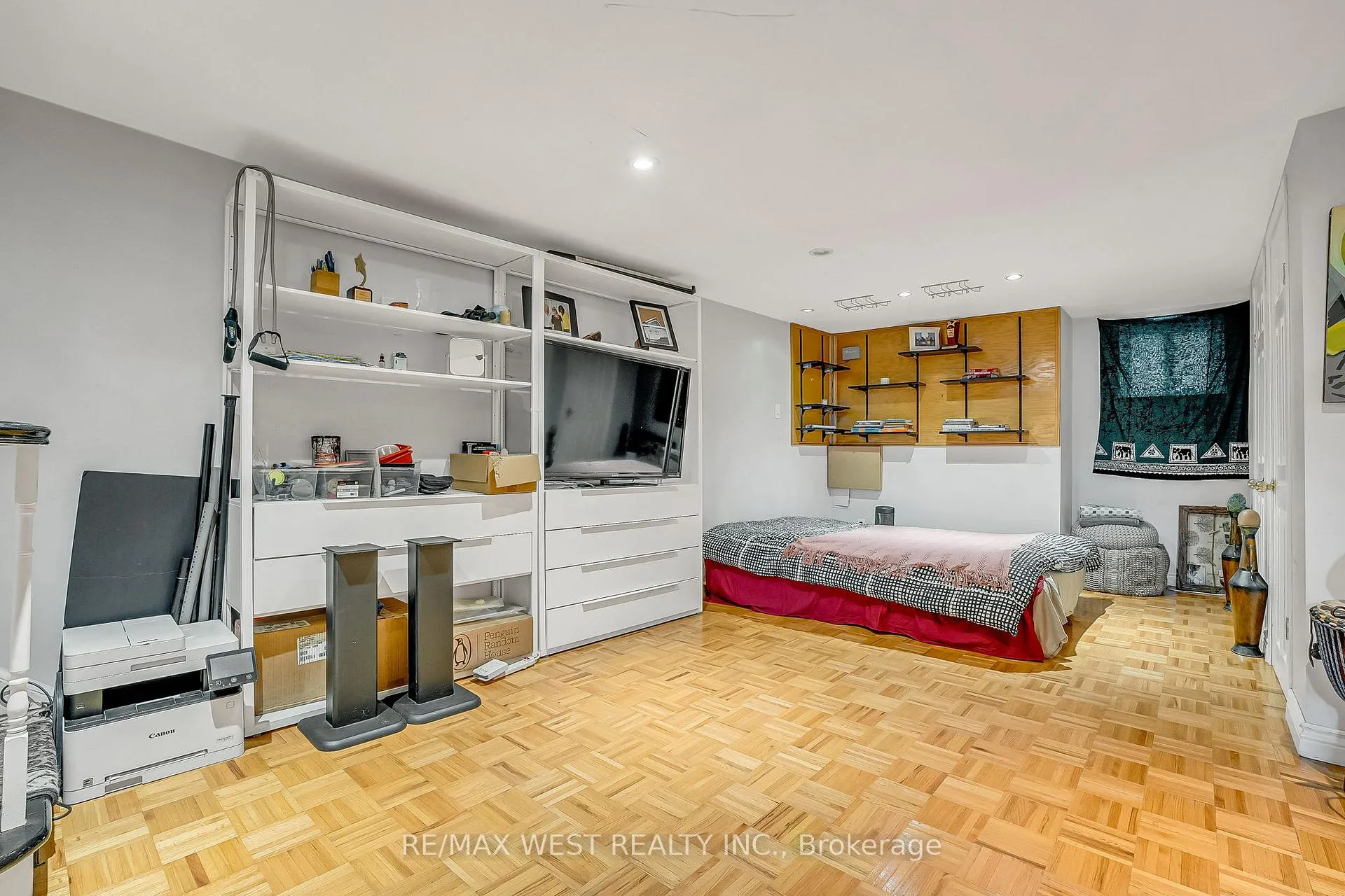 Photo 41 of 472 Symington Avenue, Toronto, Weston-Pellam Park — HOMEH
