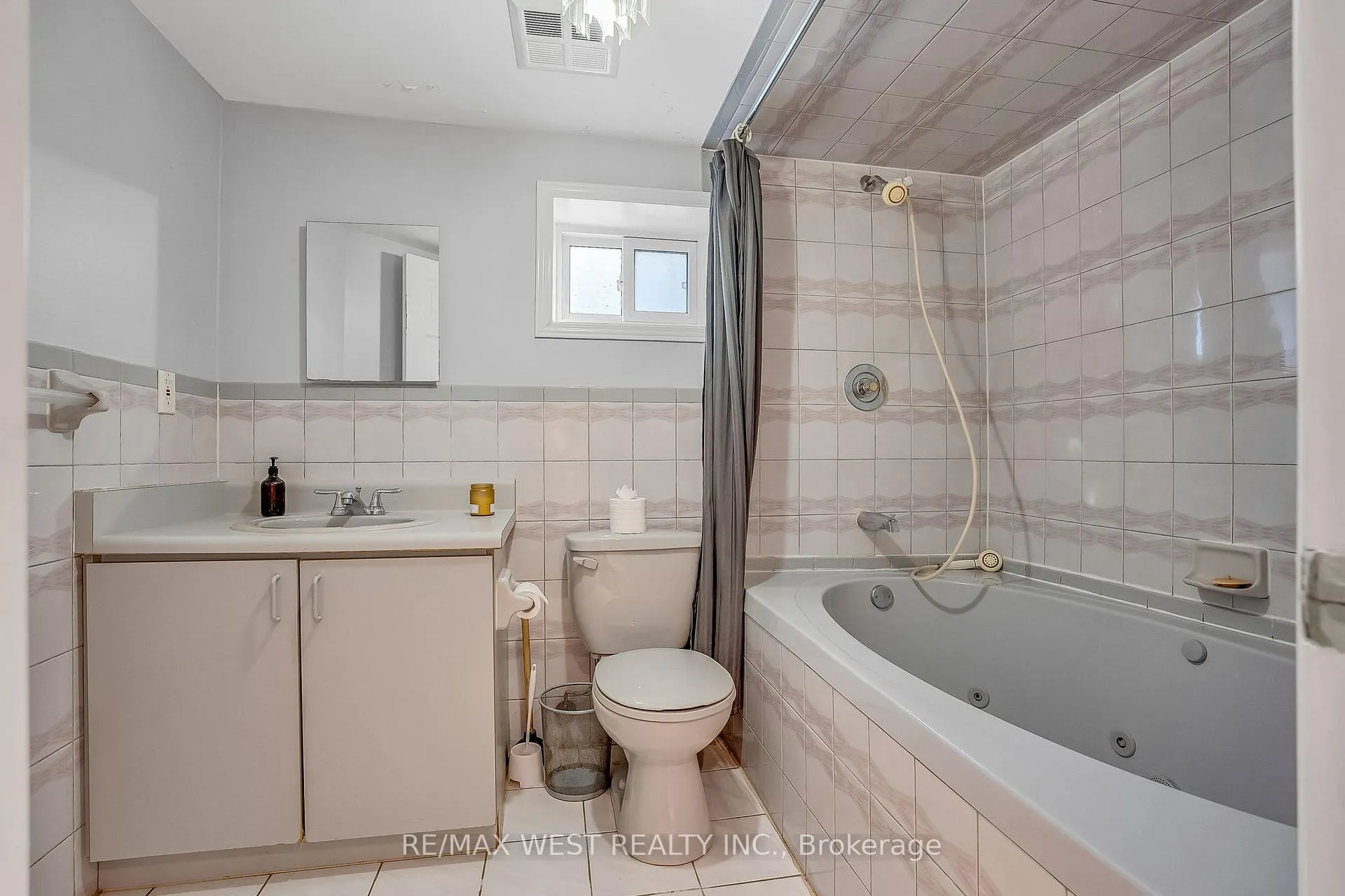 Photo 44 of 472 Symington Avenue, Toronto, Weston-Pellam Park — HOMEH