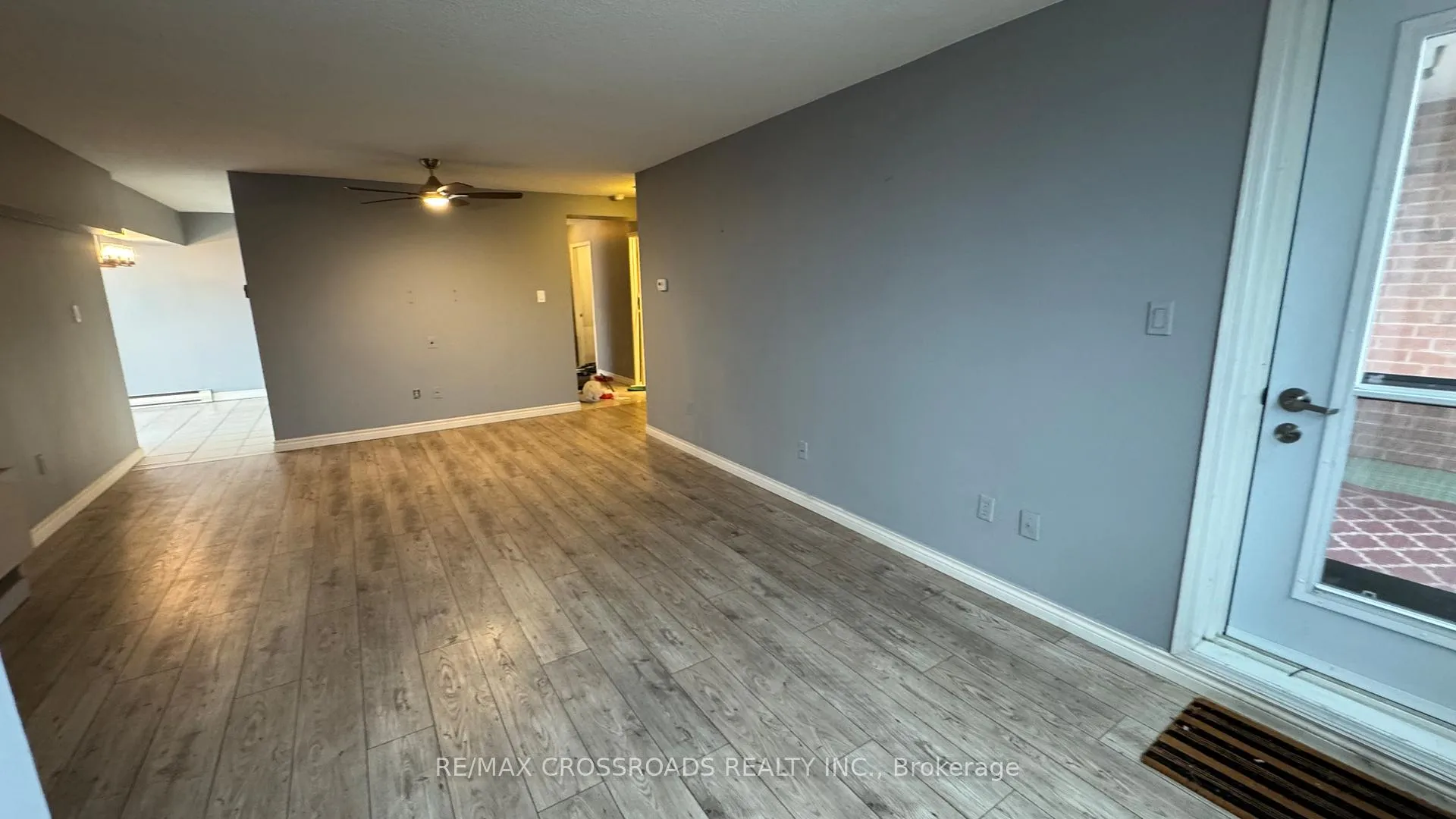 Photo 4 of Unit 501, 80 Athol Street E, Oshawa, Central — HOMEH