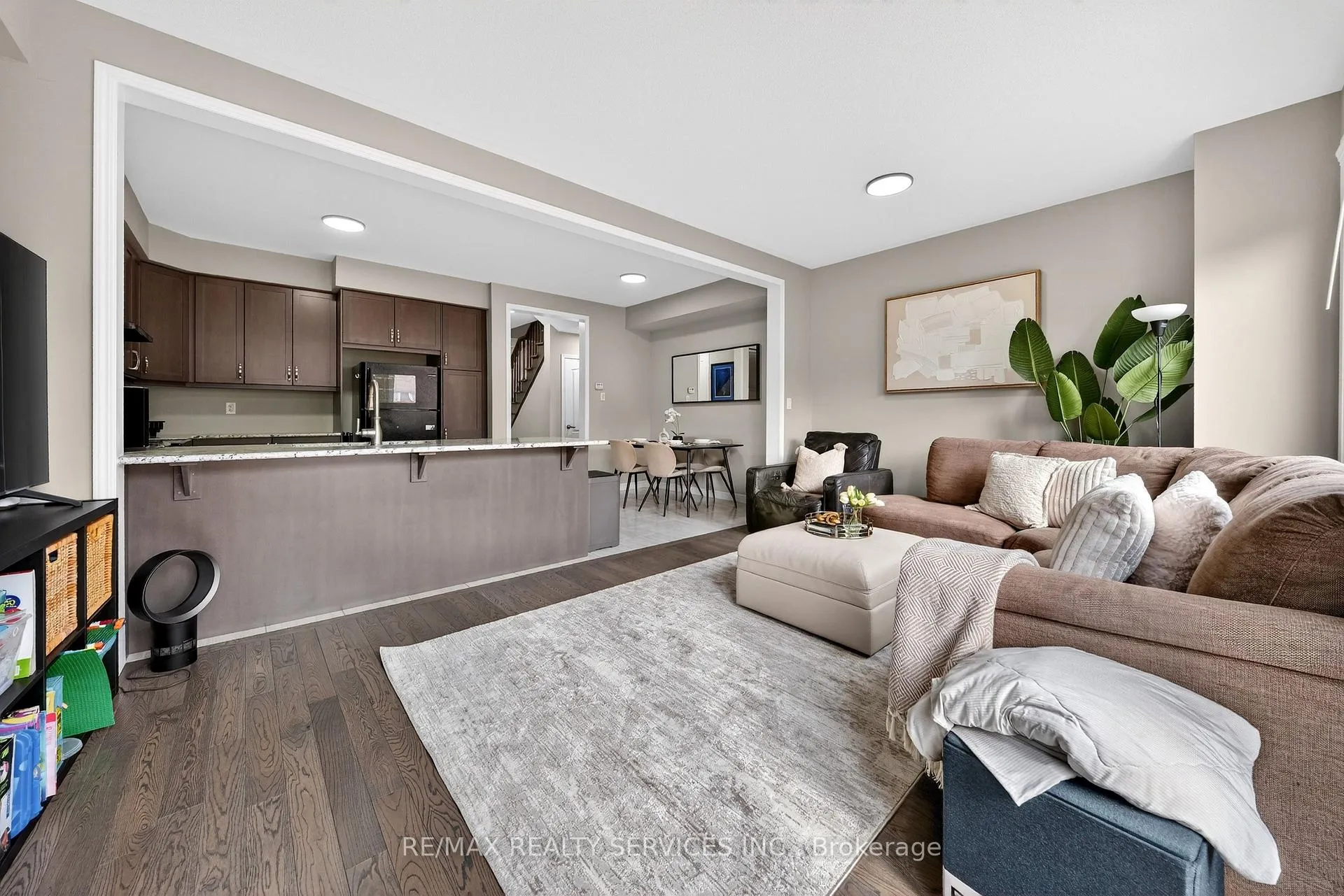 Photo 12 of 76 Phyllis Drive, Caledon, Rural Caledon — HOMEH