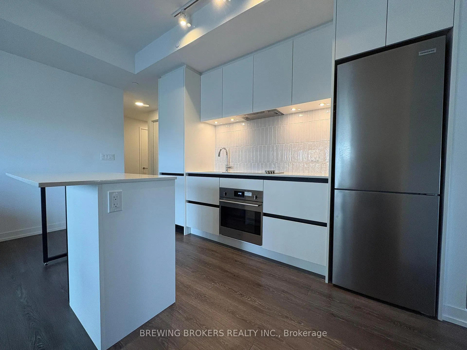 Photo 7 of Unit C204, 8 Beverley Glen Boulevard, Vaughan, Beverley Glen — HOMEH