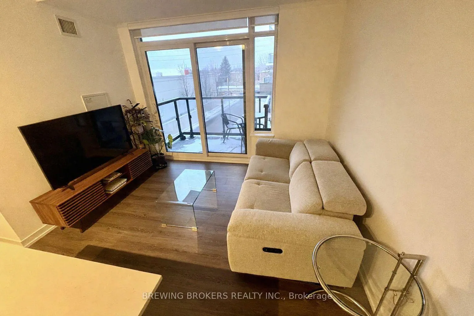Photo 8 of Unit C204, 8 Beverley Glen Boulevard, Vaughan, Beverley Glen — HOMEH