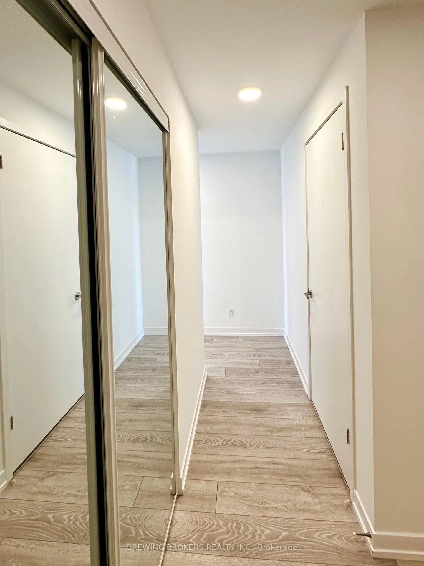 Photo 10 of Unit C204, 8 Beverley Glen Boulevard, Vaughan, Beverley Glen — HOMEH