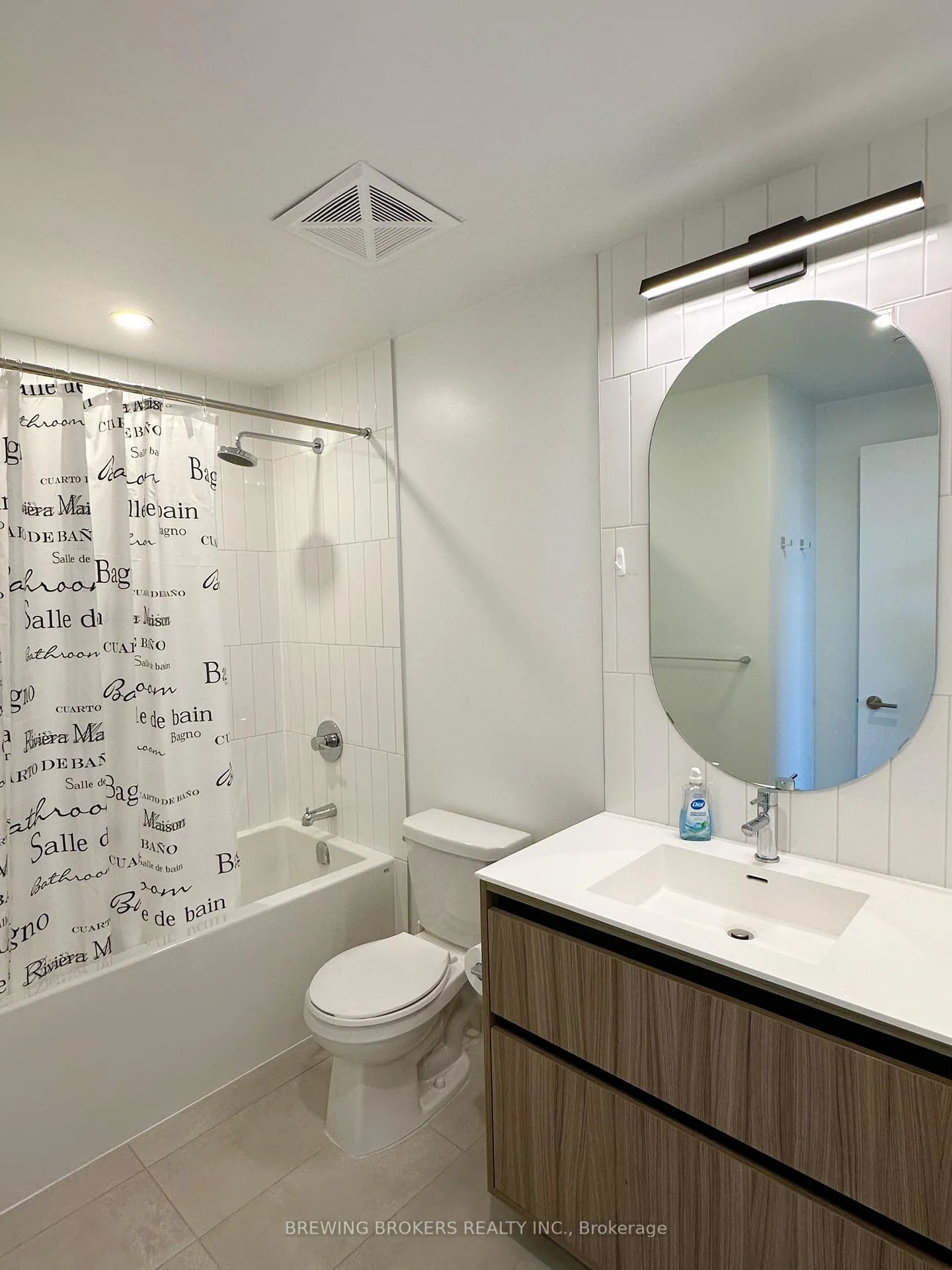 Photo 11 of Unit C204, 8 Beverley Glen Boulevard, Vaughan, Beverley Glen — HOMEH
