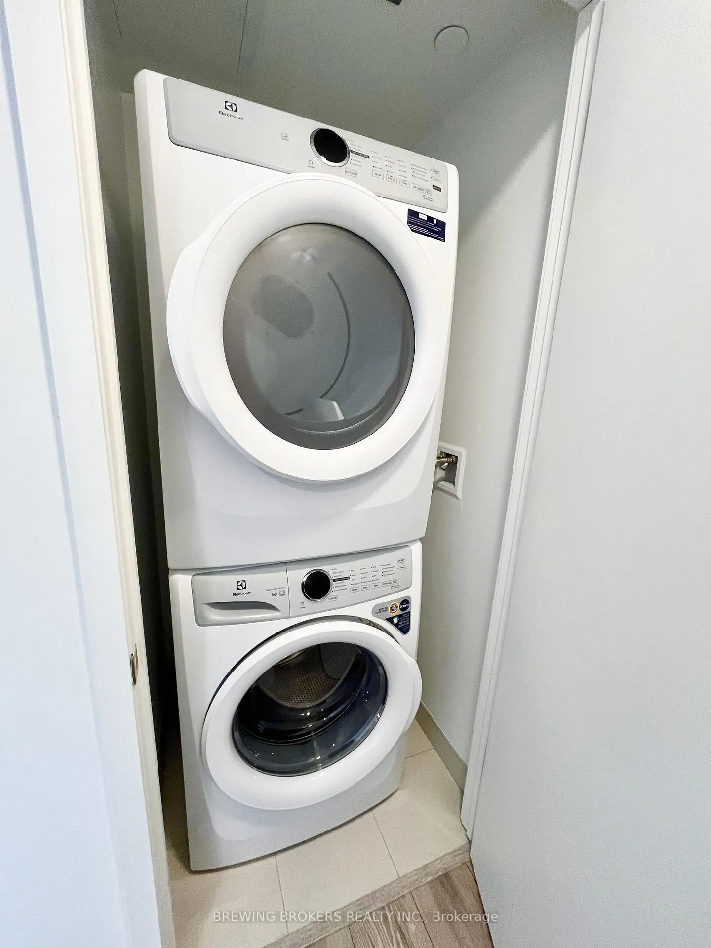 Photo 15 of Unit C204, 8 Beverley Glen Boulevard, Vaughan, Beverley Glen — HOMEH