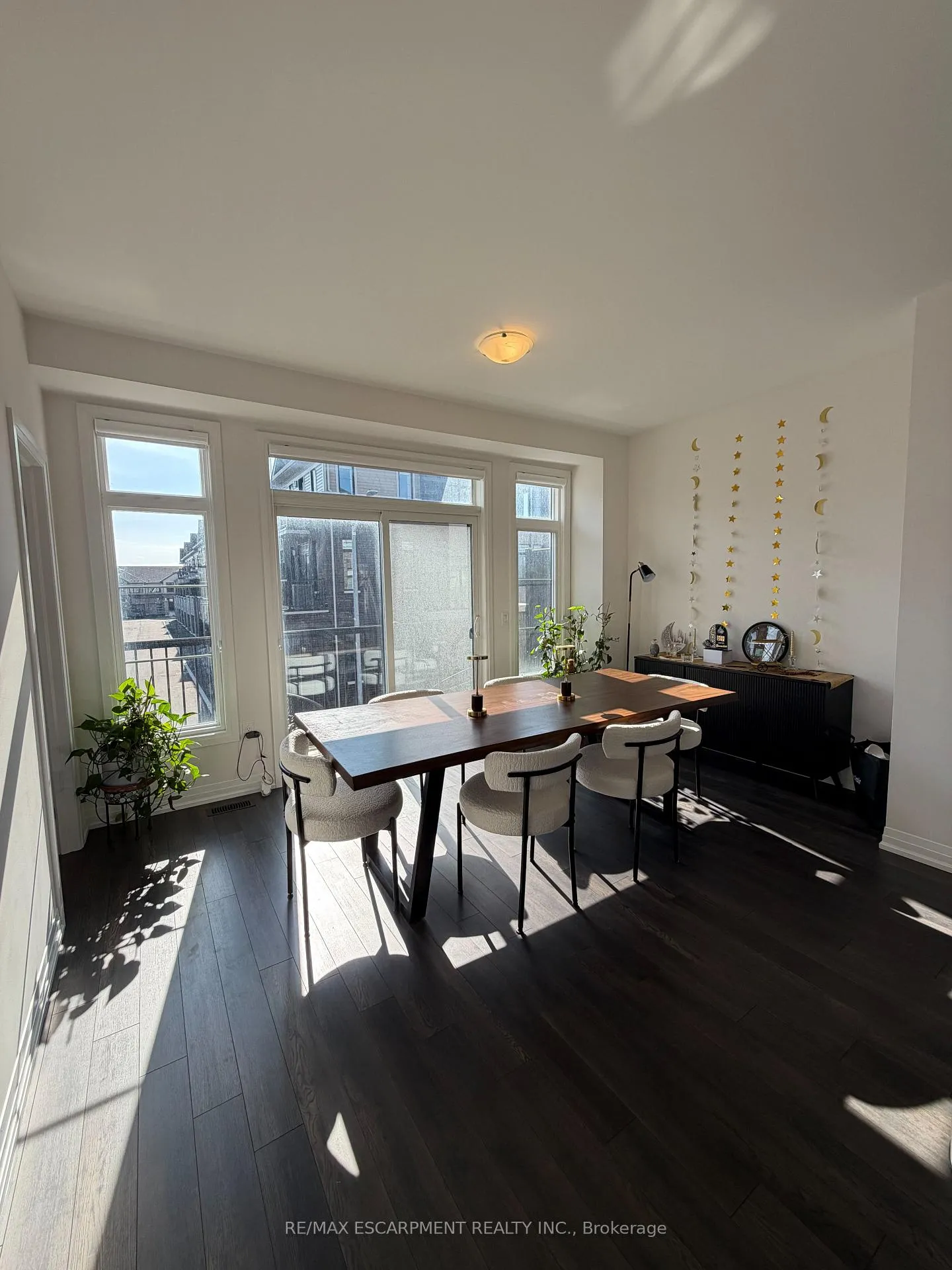 Photo 16 of 460 Provident Way, Hamilton, Mount Hope — HOMEH
