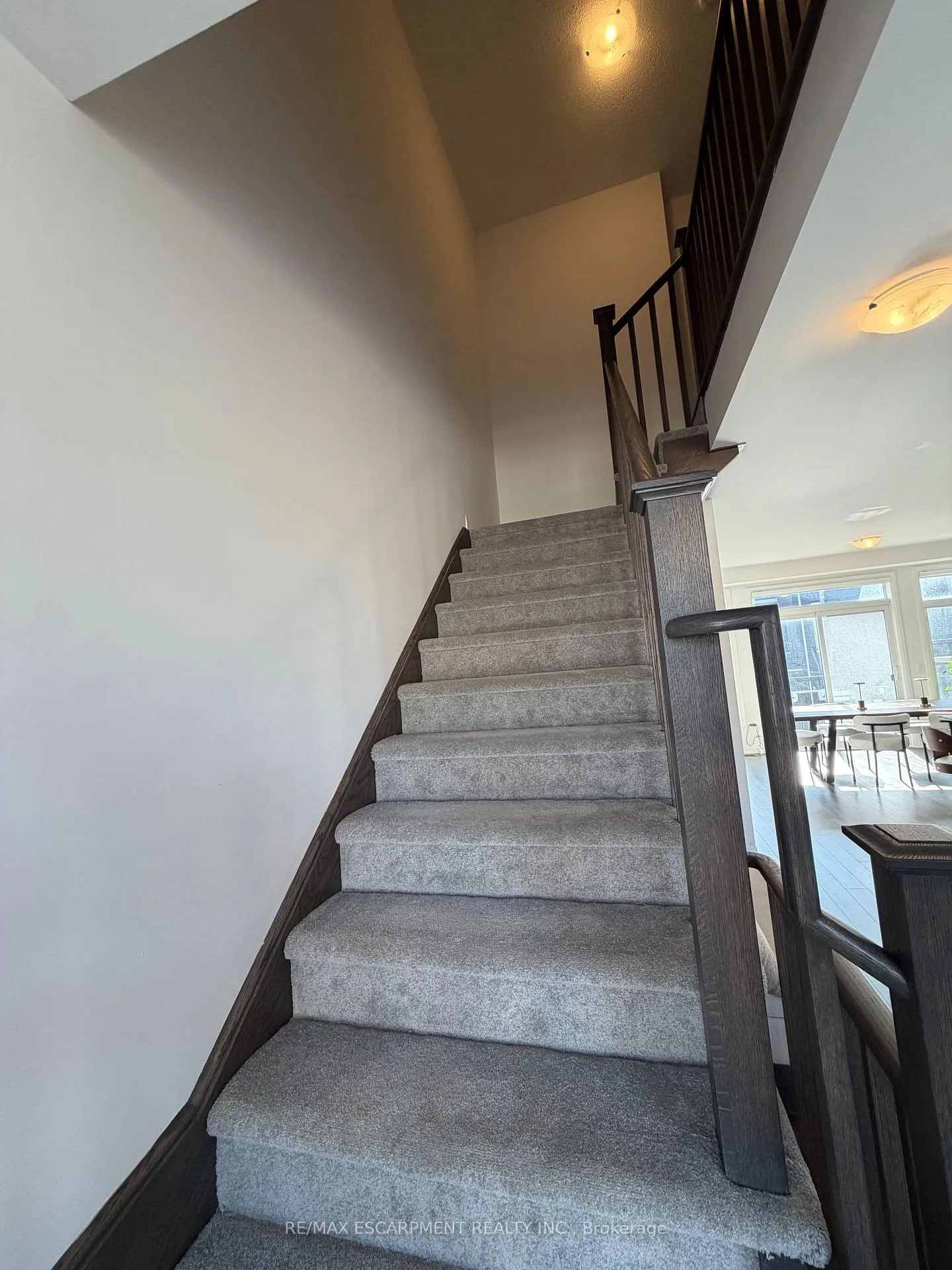 Photo 18 of 460 Provident Way, Hamilton, Mount Hope — HOMEH