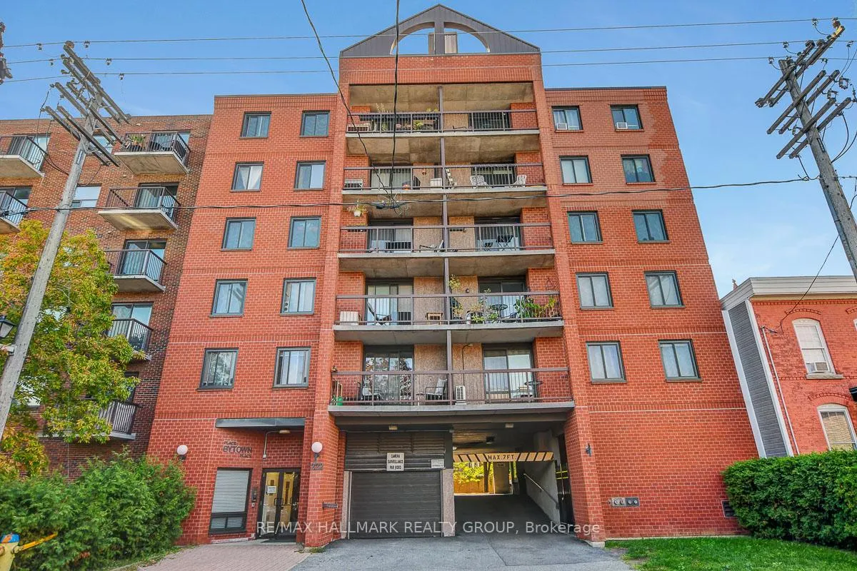 Photo 2 of Unit 504, 222 Guigues Avenue, Ottawa, Lower Town/Byward Market — HOMEH