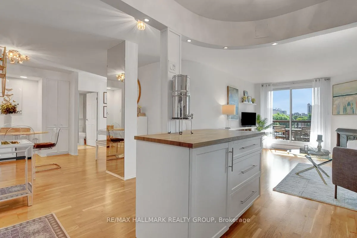 Photo 23 of Unit 504, 222 Guigues Avenue, Ottawa, Lower Town/Byward Market — HOMEH
