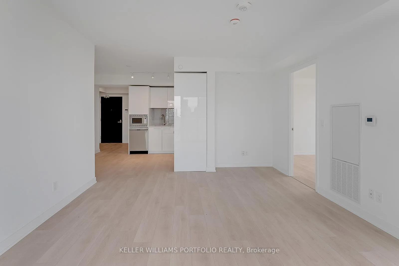 Photo 10 of Unit 3009, 501 Yonge Street, Toronto, Church-Yonge Corridor — HOMEH