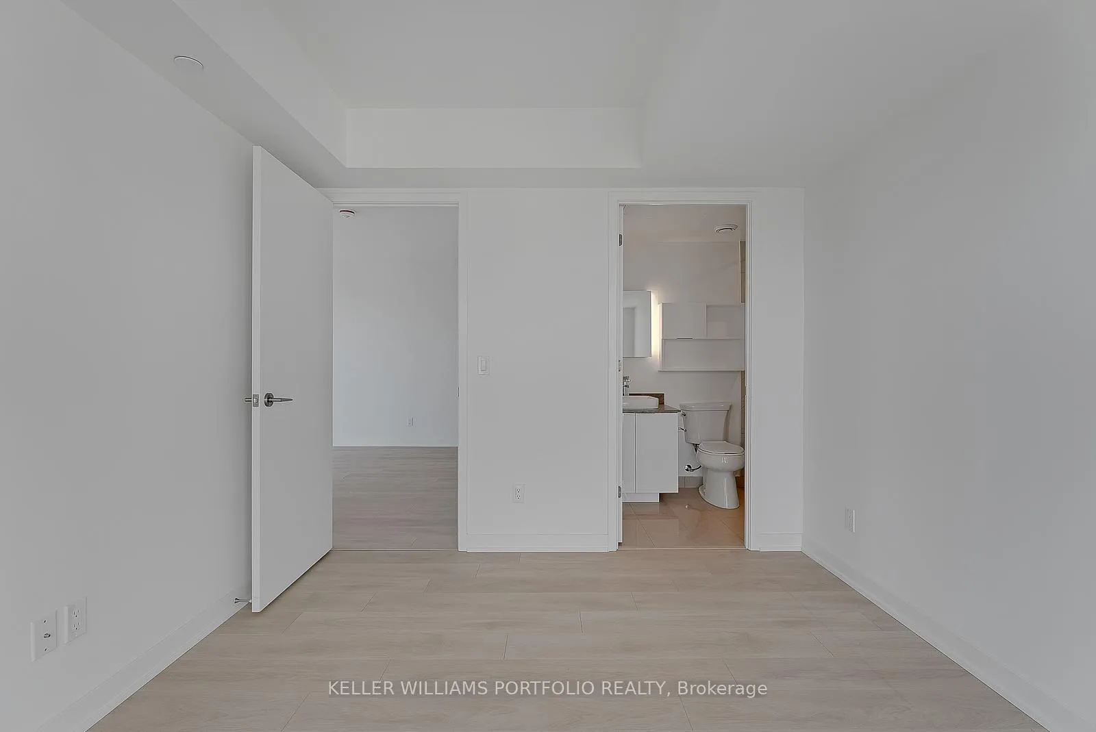 Photo 16 of Unit 3009, 501 Yonge Street, Toronto, Church-Yonge Corridor — HOMEH