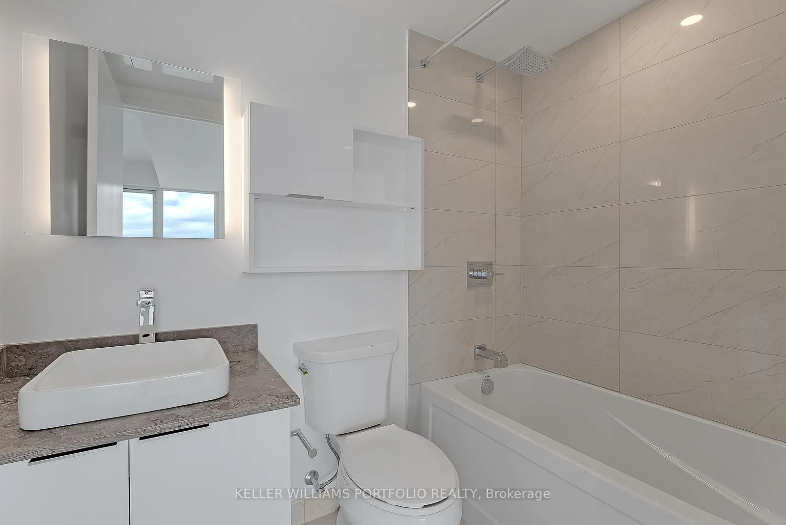 Photo 17 of Unit 3009, 501 Yonge Street, Toronto, Church-Yonge Corridor — HOMEH