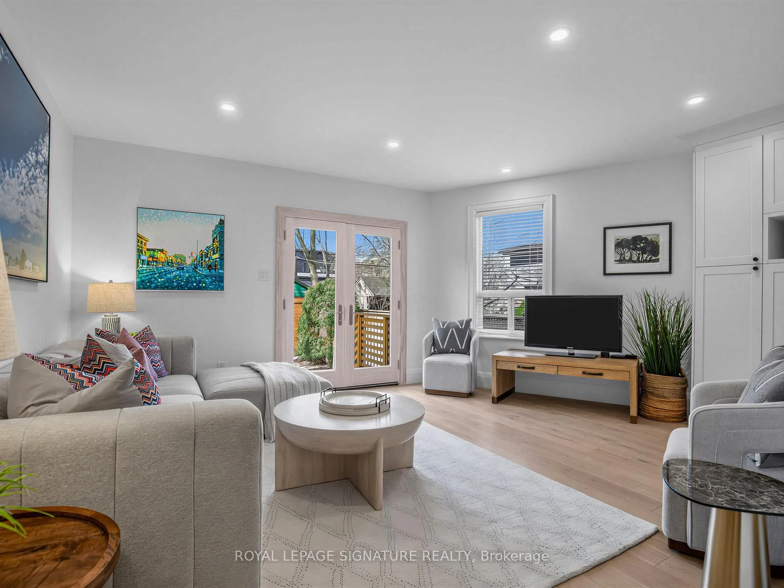 Photo 13 of 114 Pinewood Avenue, Toronto, Humewood-Cedarvale — HOMEH
