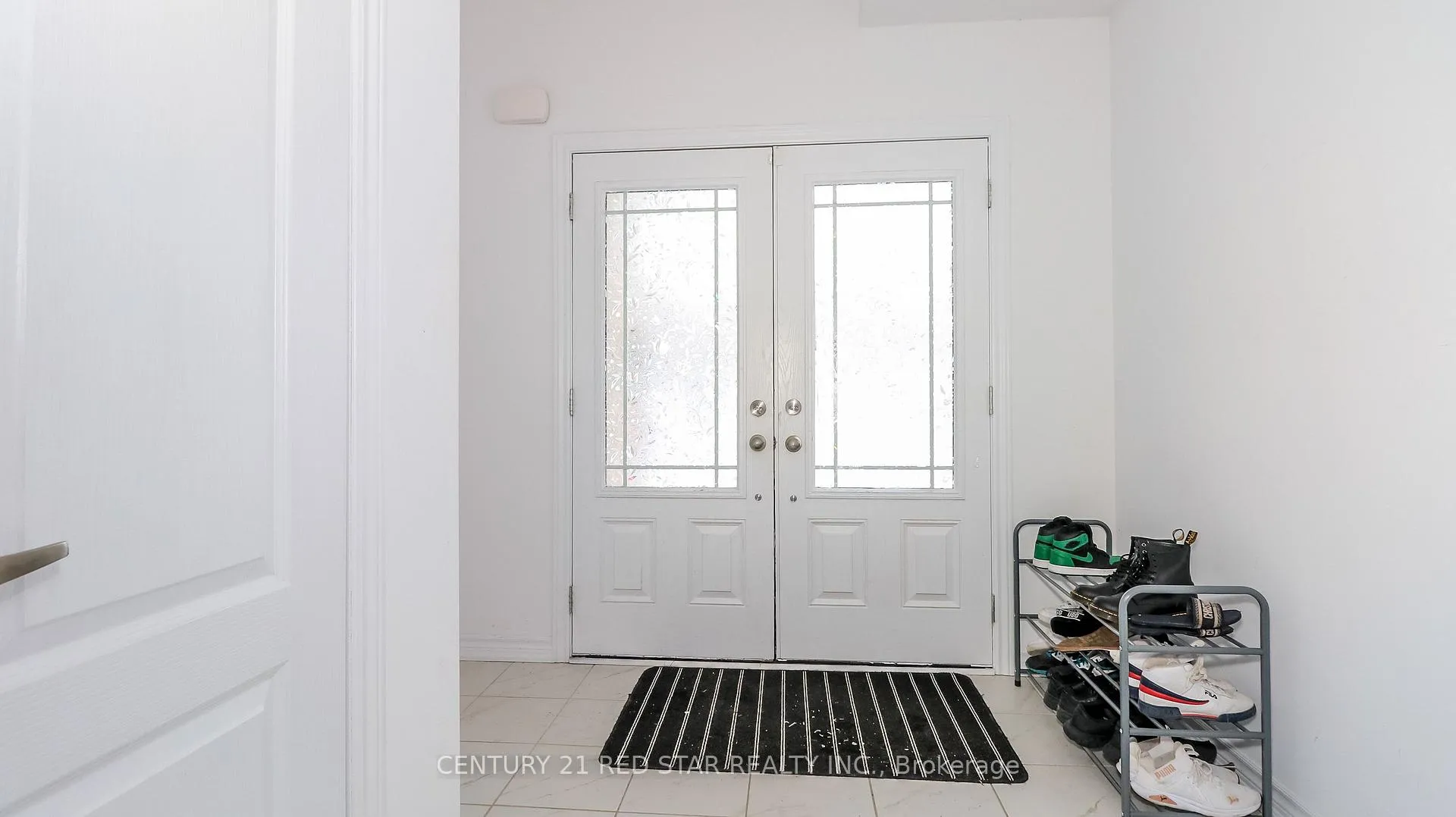 Photo 4 of 32 Milson Crescent, Essa, Angus — HOMEH