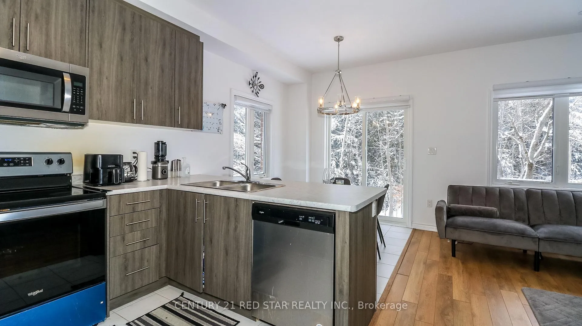 Photo 16 of 32 Milson Crescent, Essa, Angus — HOMEH