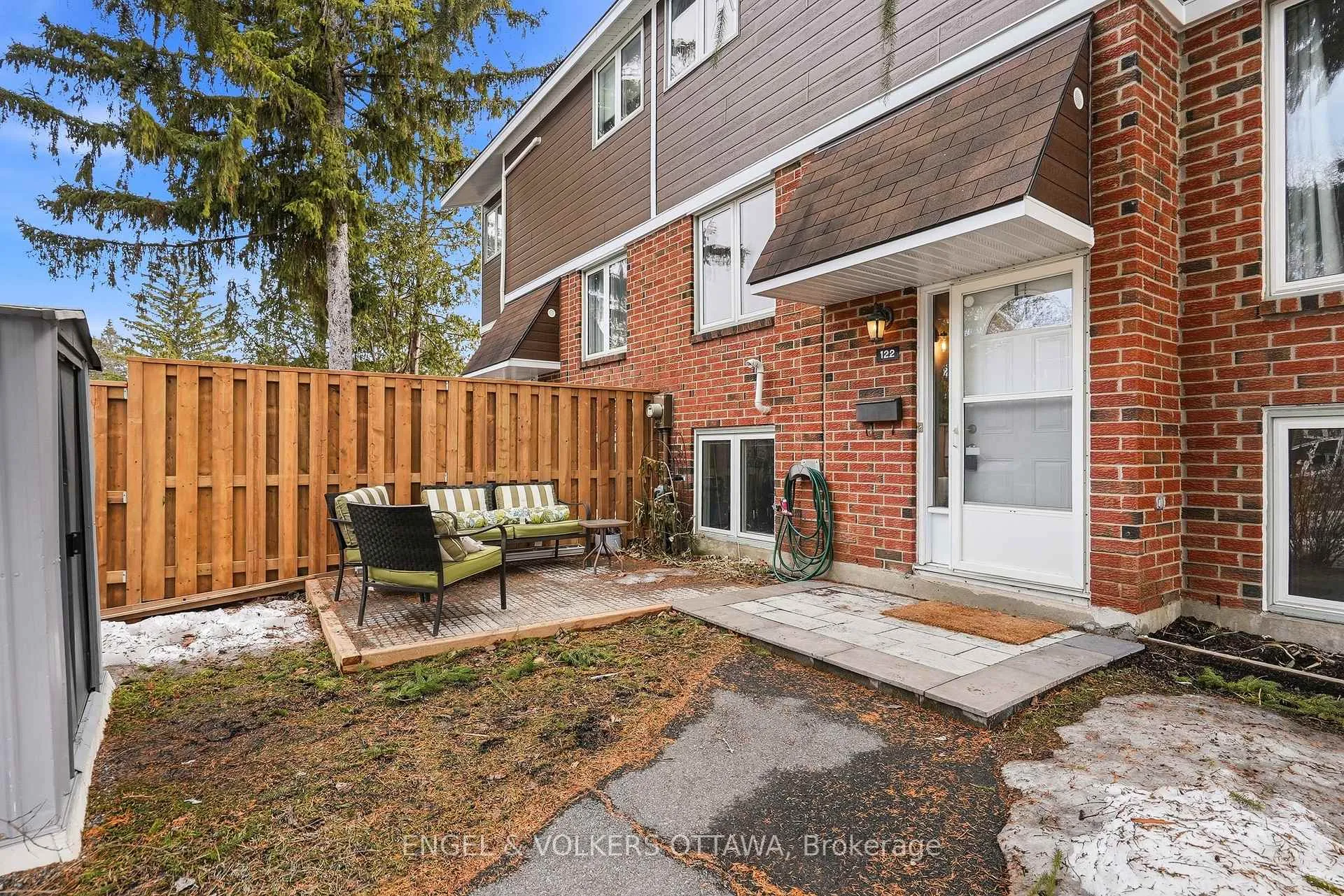 Photo 23 of 122 Salter Crescent, Ottawa, Kanata - Beaverbrook — HOMEH