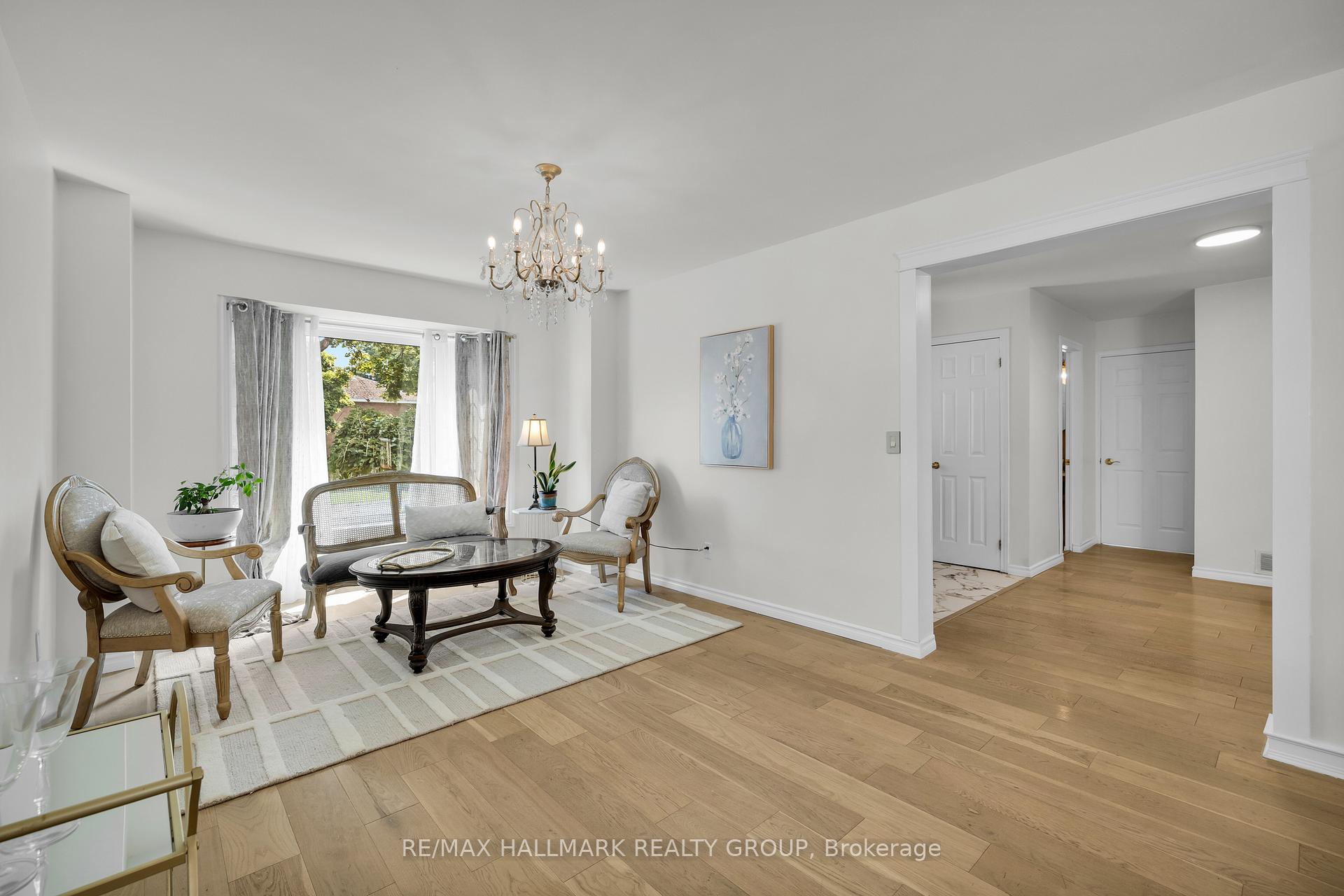 Photo 5 of 16 Allenby Road, Ottawa, Kanata - Morgan's Grant/South March — HOMEH