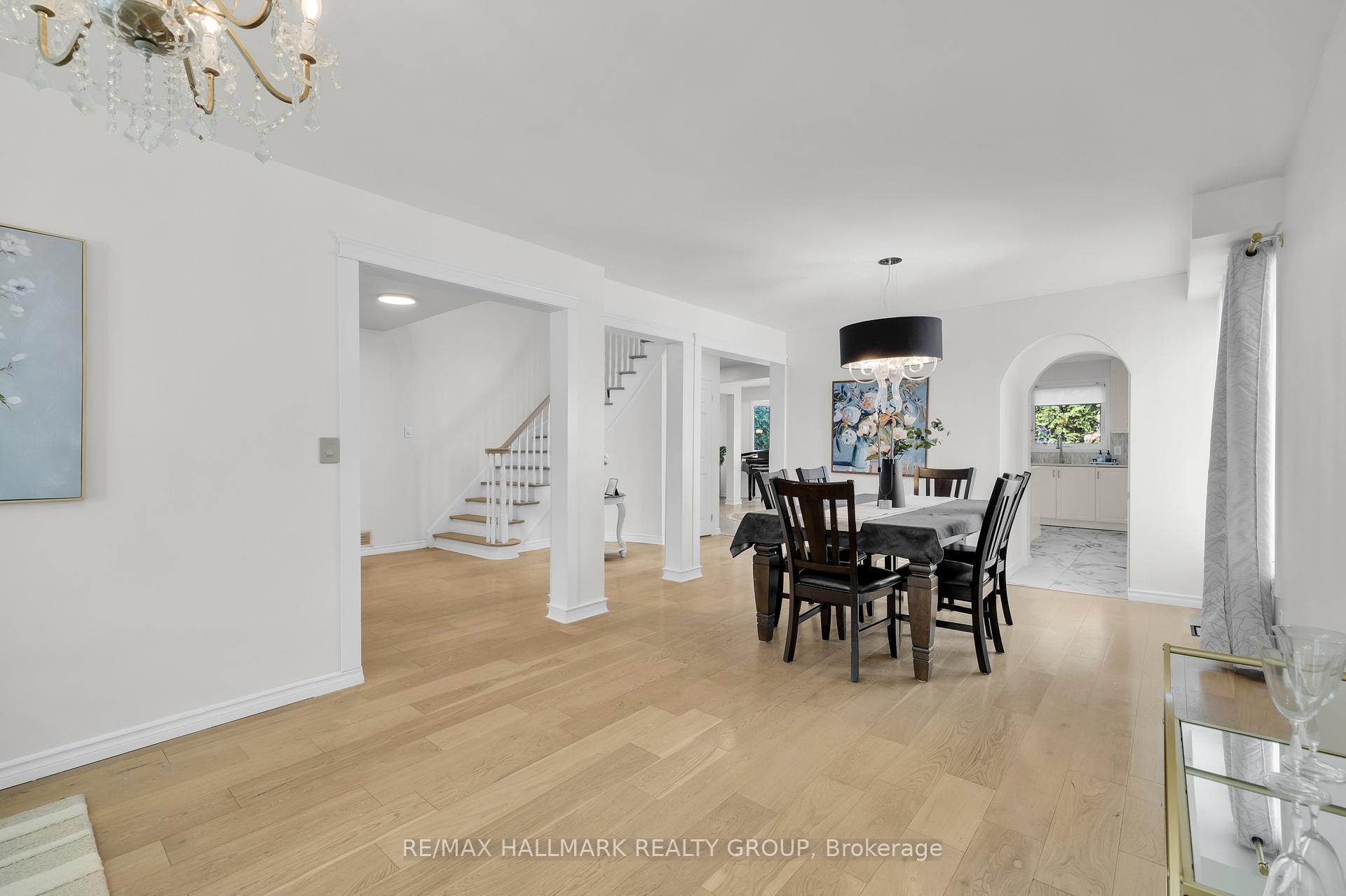 Photo 7 of 16 Allenby Road, Ottawa, Kanata - Morgan's Grant/South March — HOMEH