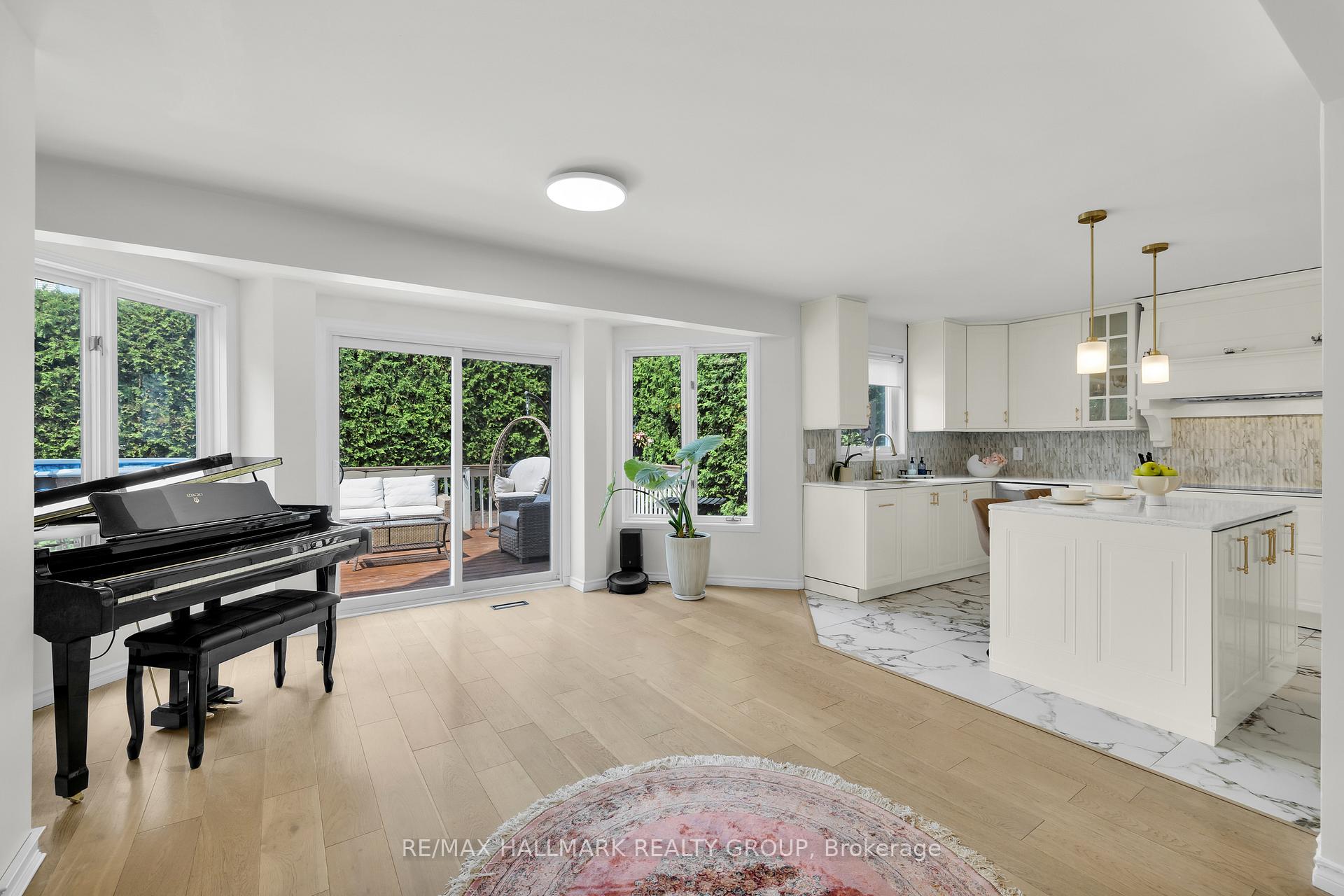 Photo 10 of 16 Allenby Road, Ottawa, Kanata - Morgan's Grant/South March — HOMEH